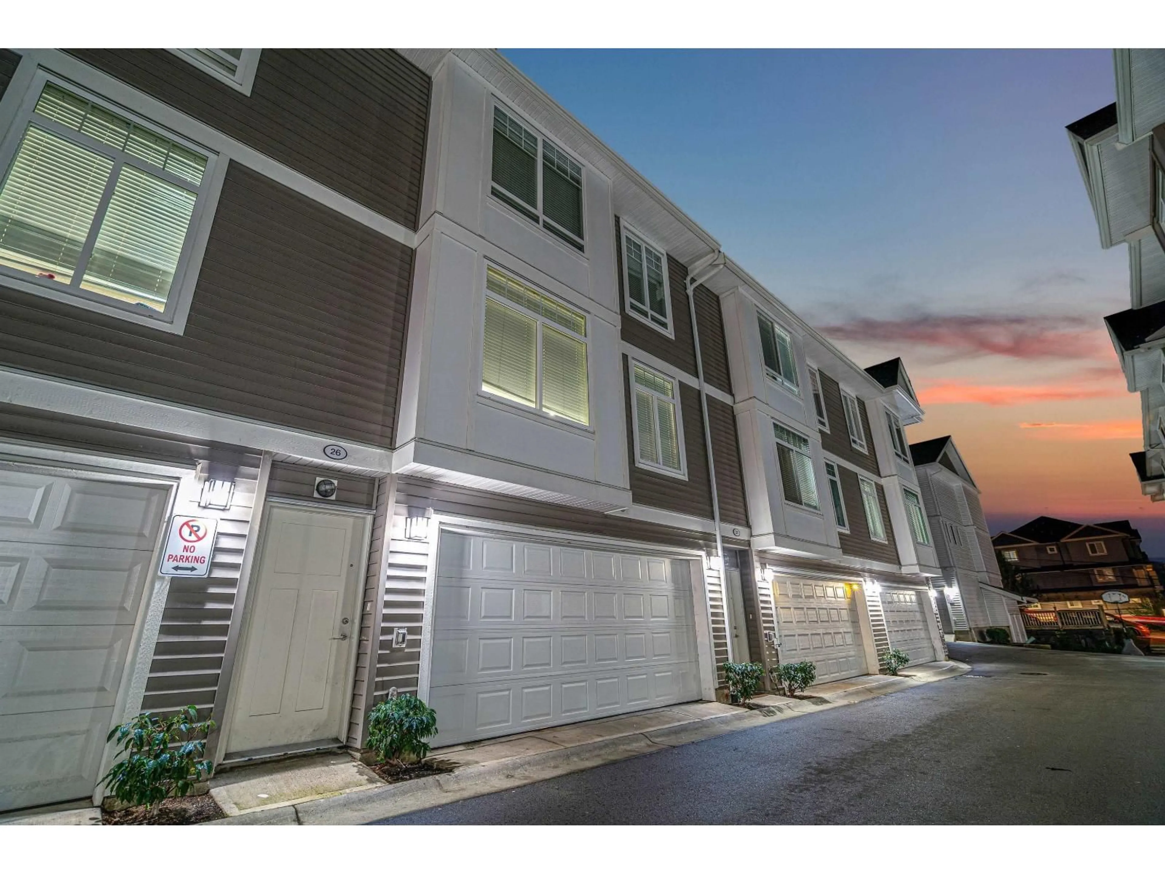 Unknown for 26 - 11267 133 STREET, Surrey British Columbia V3R0E3