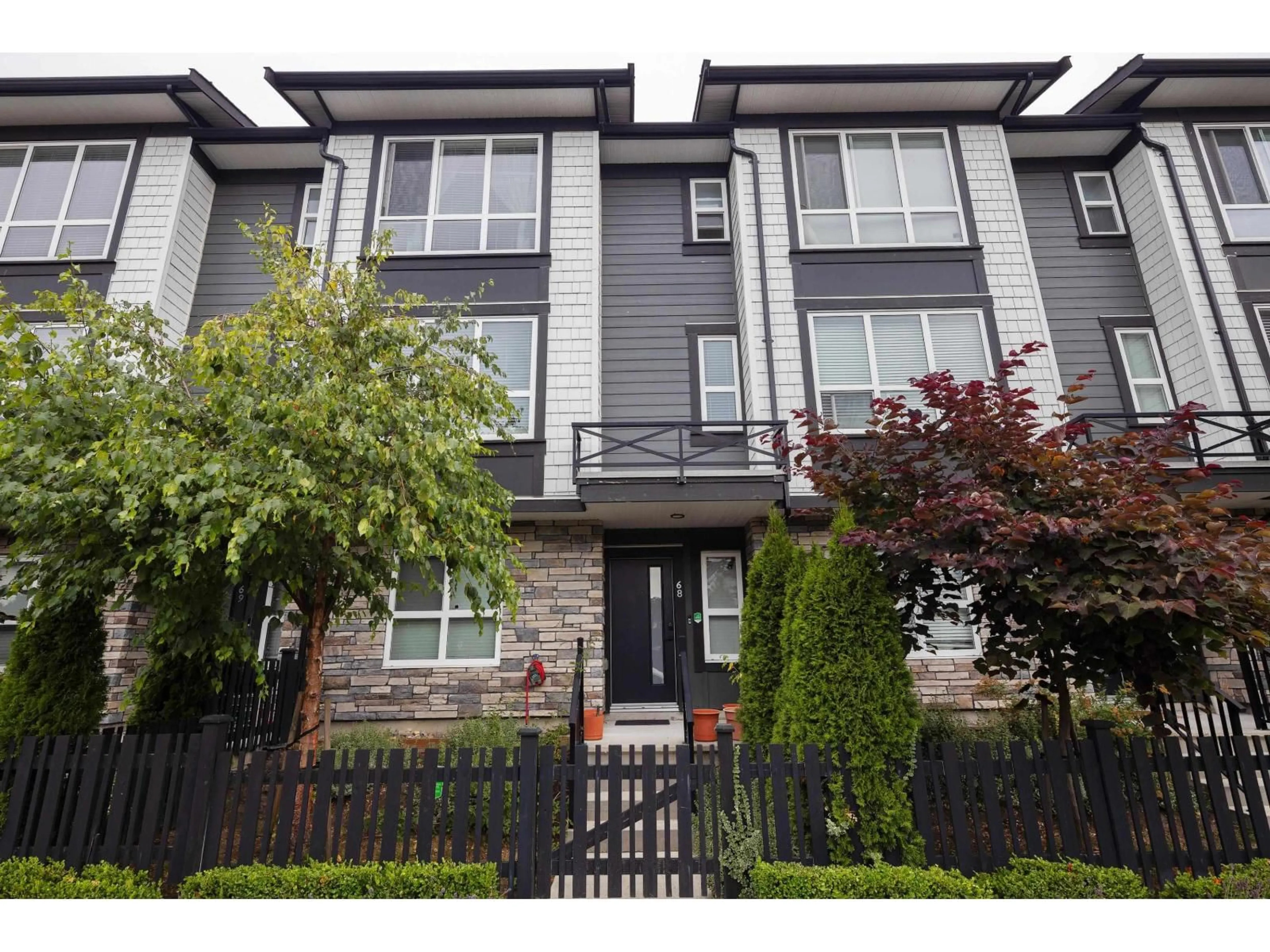 Unknown for 19255 ALOHA DRIVE, Surrey British Columbia V4N6T8