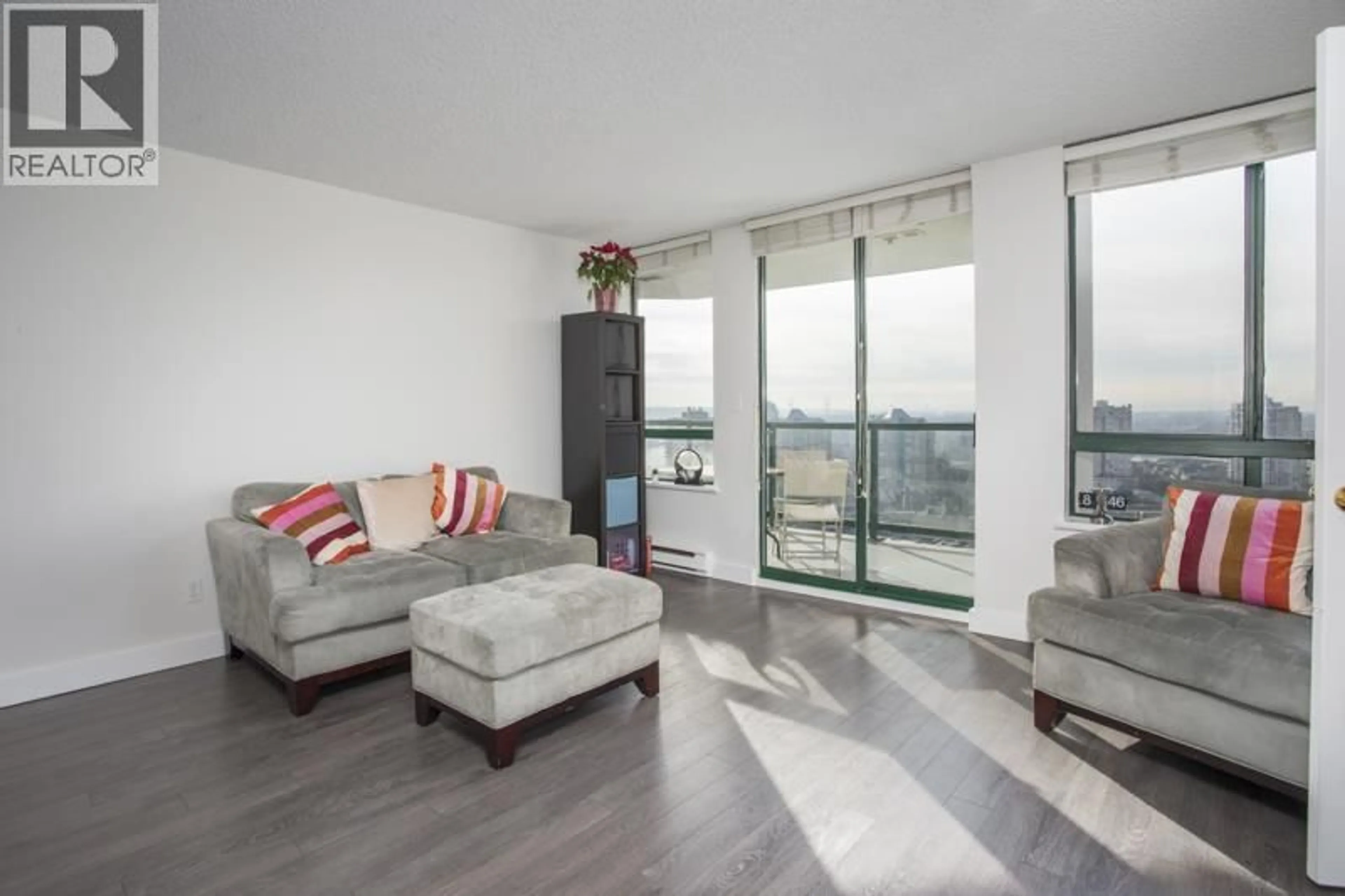 Living room with furniture, unknown for 1104 - 121 TENTH STREET, New Westminster British Columbia V3M3X7