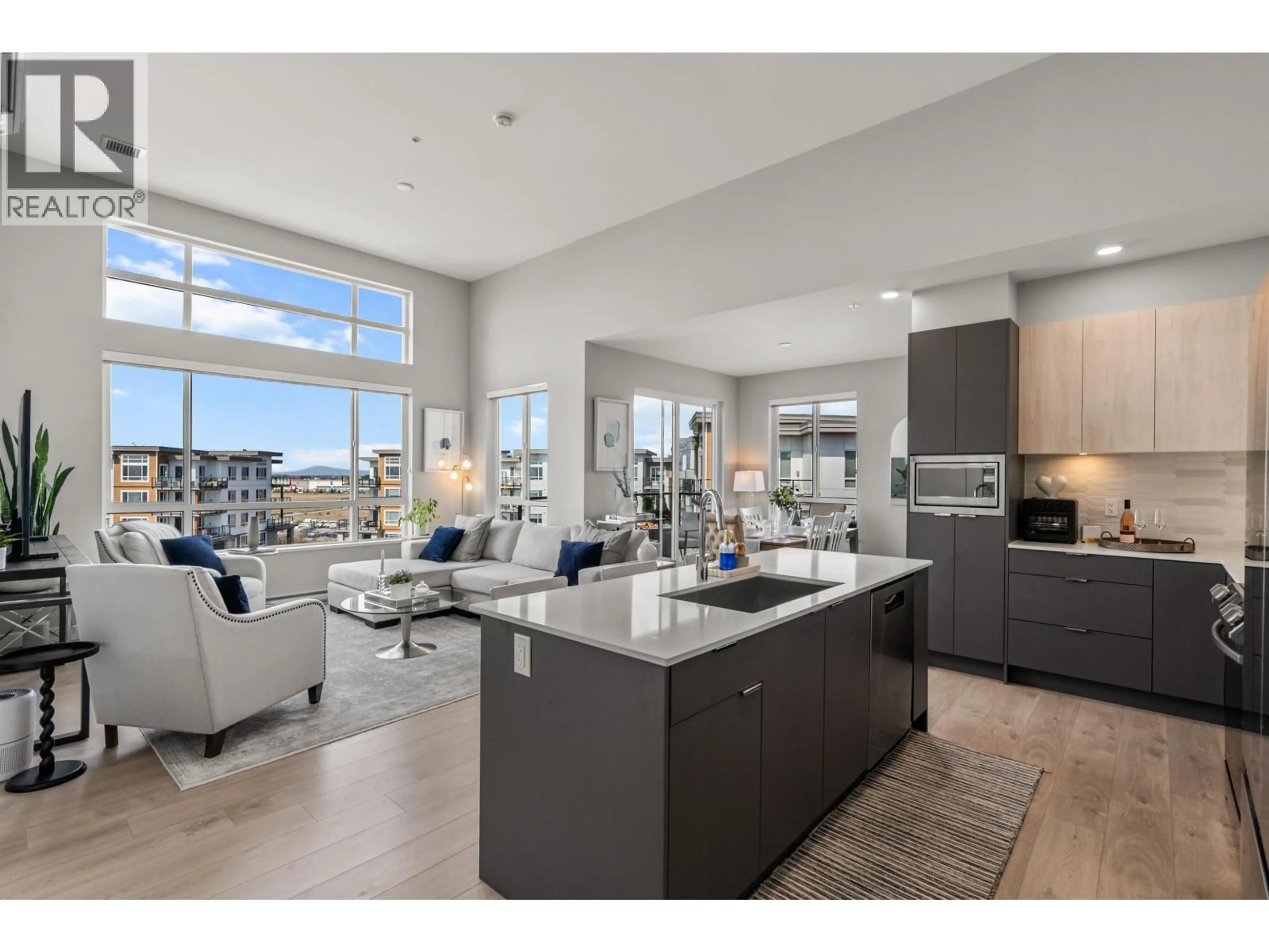 Open concept kitchen, unknown for 615 - 2431 RABBIT DRIVE, Delta British Columbia V4M0G5