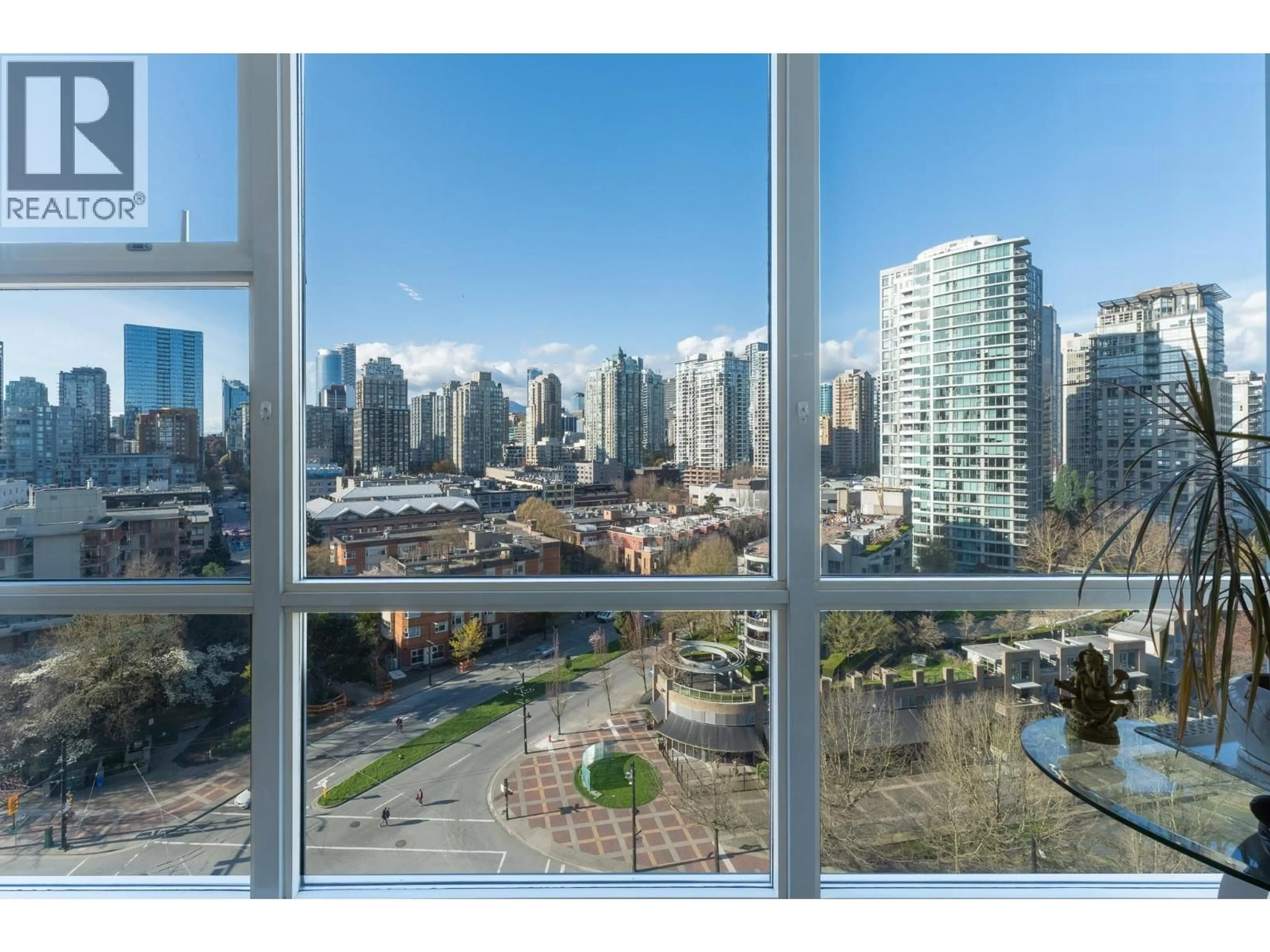 A pic of a room for 1605 - 193 AQUARIUS MEWS, Vancouver British Columbia V6Z2Z2
