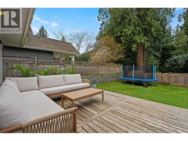 5636 MARINE DRIVE, West Vancouver 3