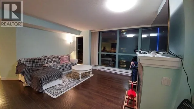 2101 - 6659 SOUTHOAKS CRESCENT, Burnaby 5