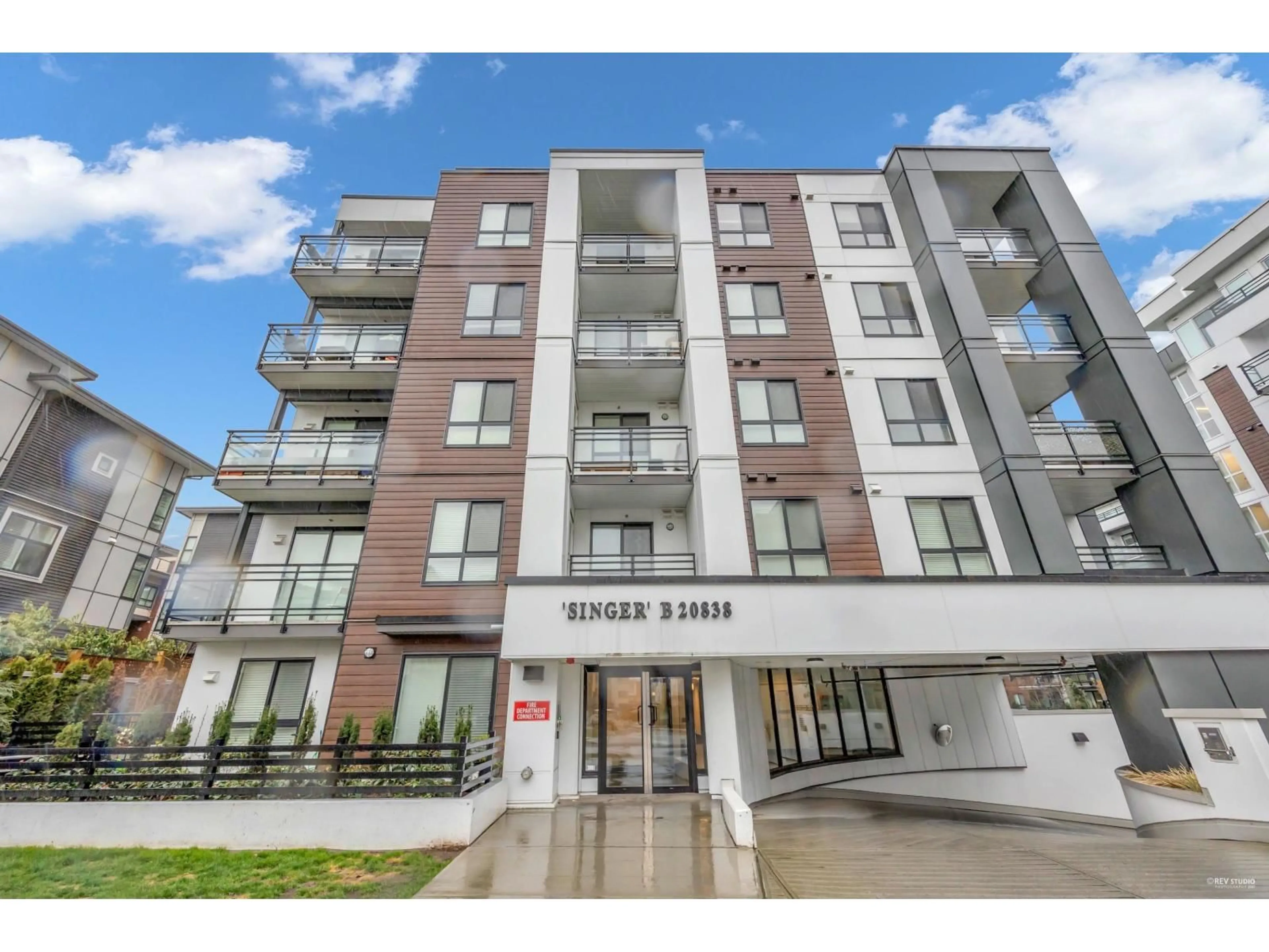 Unknown for B211 - 20838 78B AVENUE, Langley British Columbia V2Y3M2