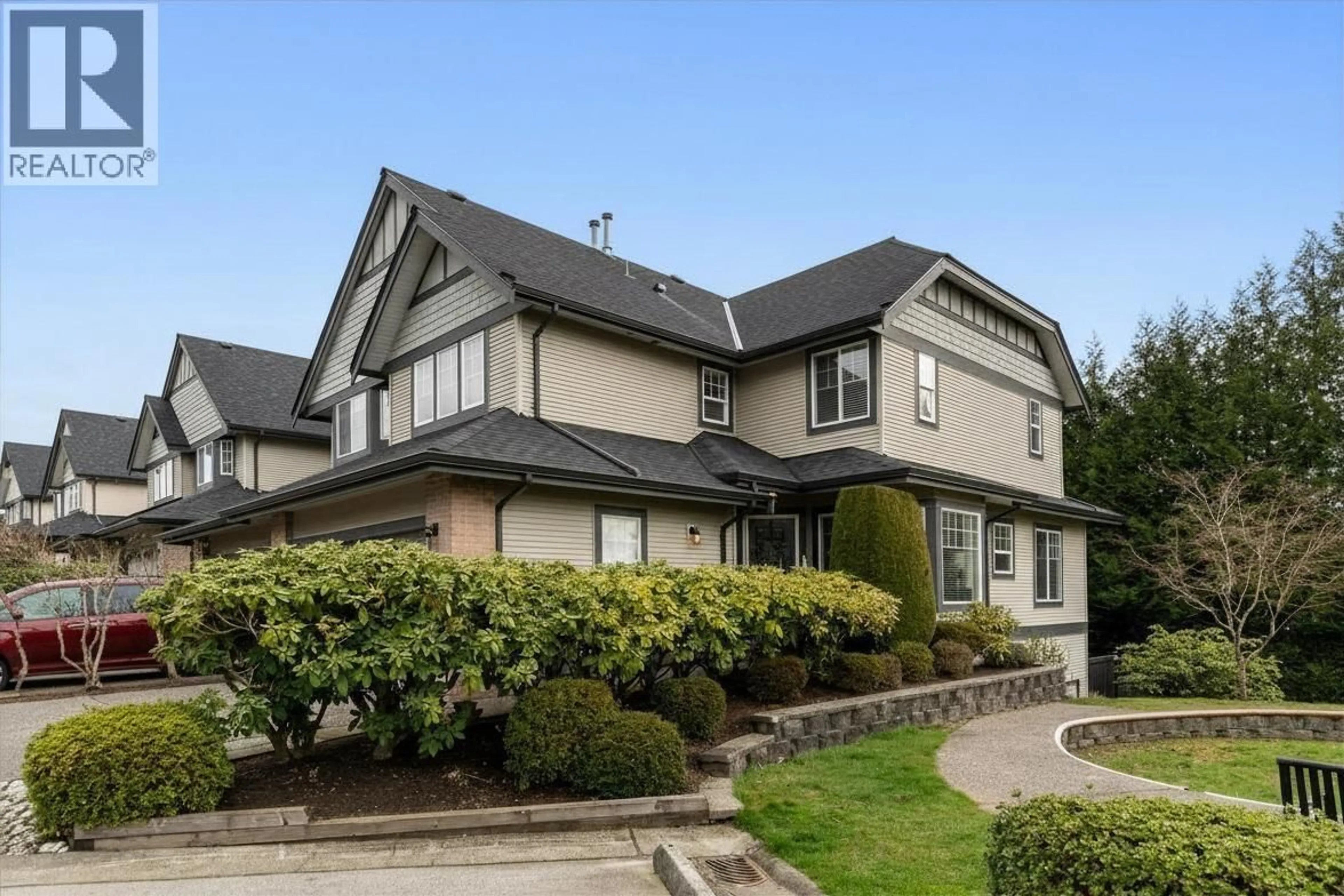 Home with vinyl exterior material, street for 27 - 1765 PADDOCK DRIVE, Coquitlam British Columbia V3E3J1