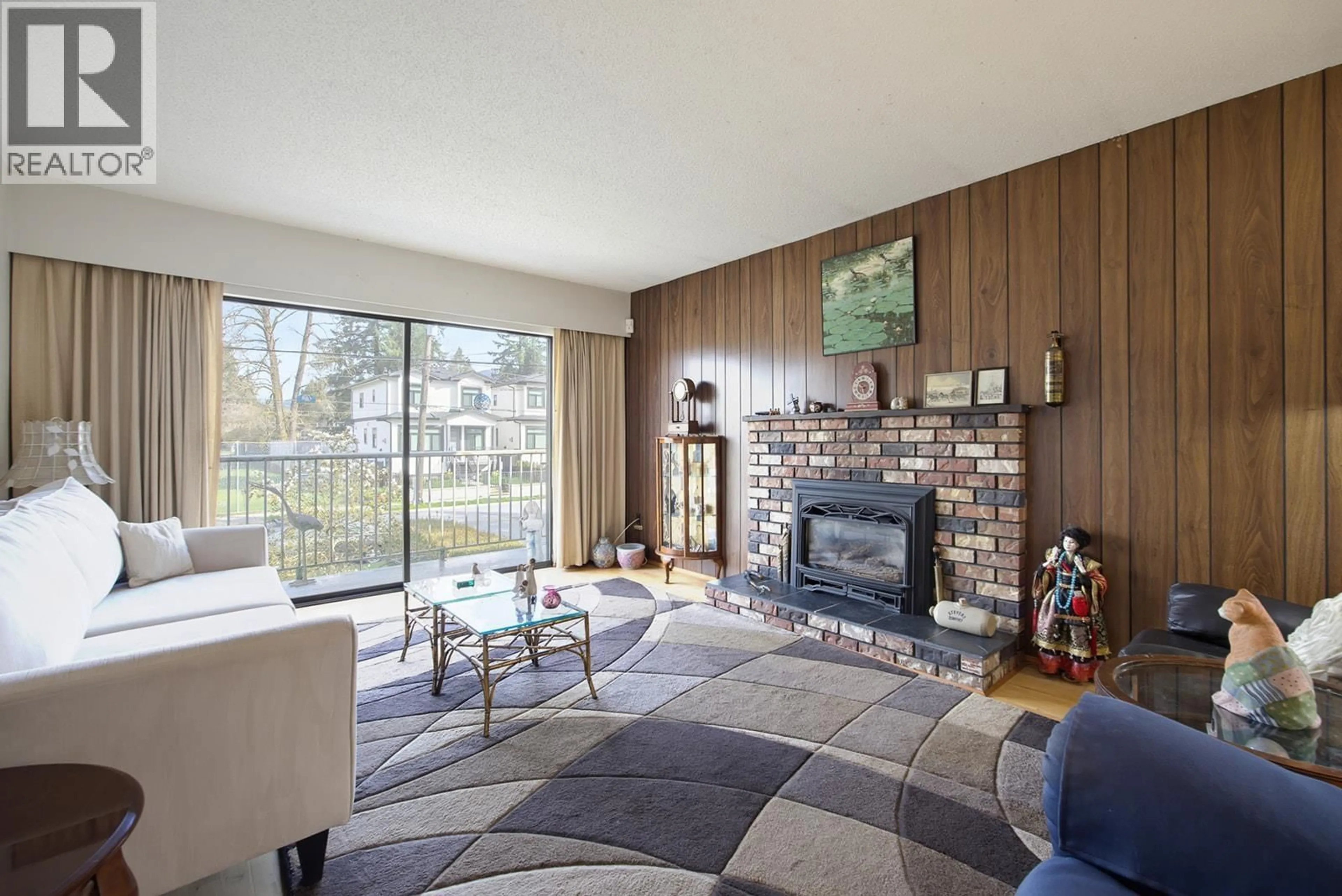 Living room with furniture, unknown for 1952 PRAIRIE AVENUE, Port Coquitlam British Columbia V3B1V4