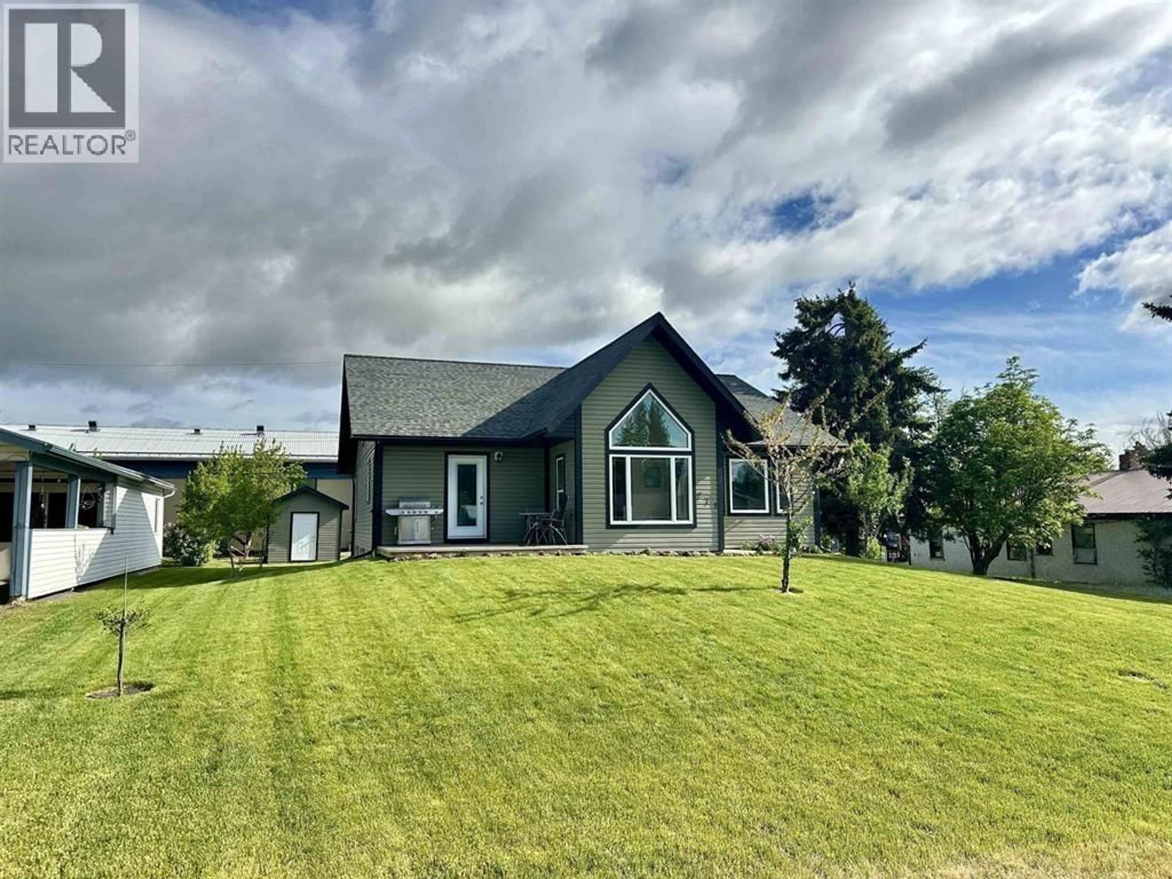 A pic from outside/outdoor area/front of a property/back of a property/a pic from drone, water/lake/river/ocean view for 271 OMINECA STREET, Vanderhoof British Columbia V0J3A0