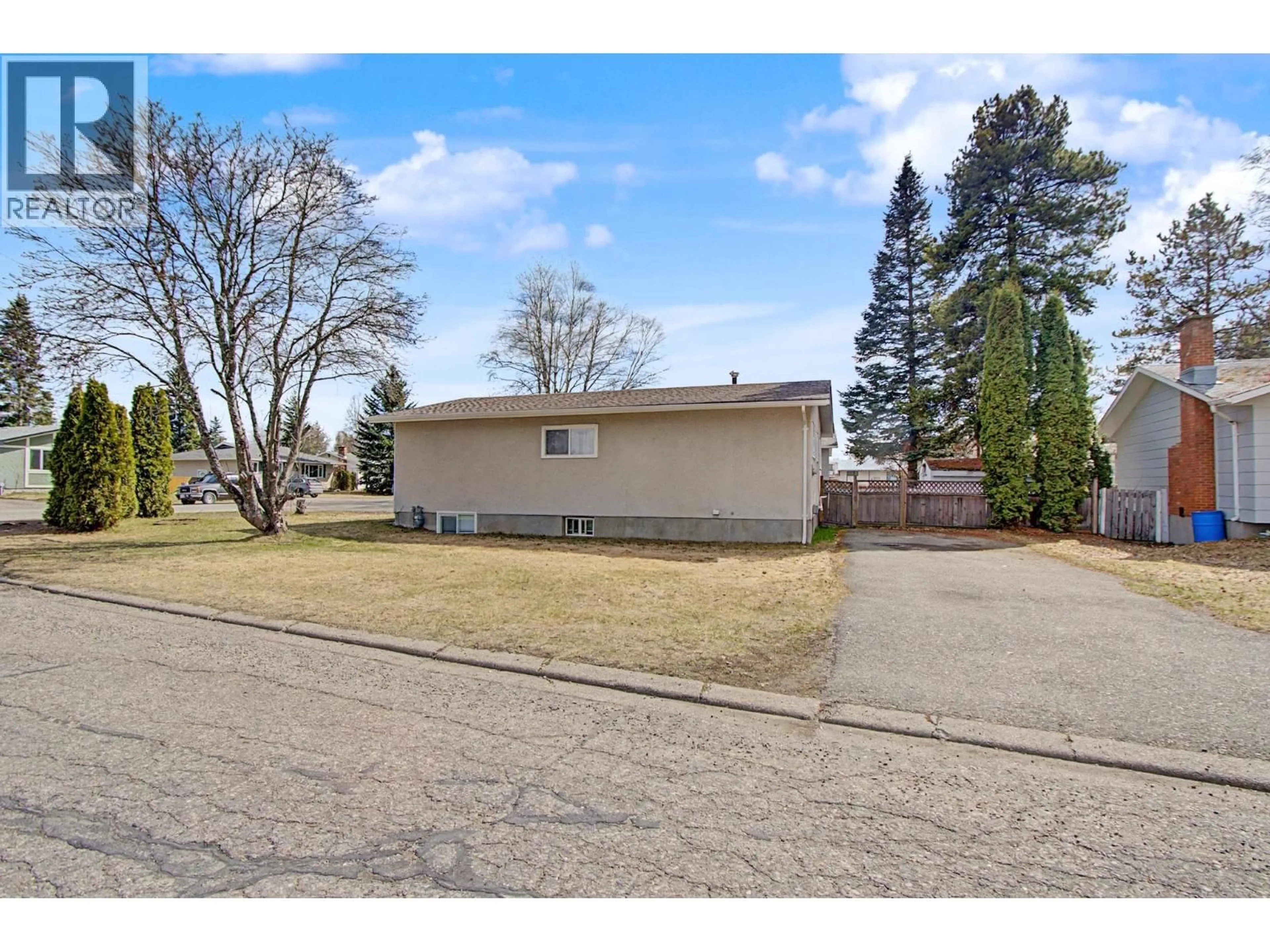 Unknown for 5977 SIMON FRASER AVENUE, Prince George British Columbia V2N2C7