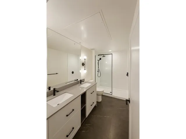 407 - 27215 ALDERGROVE TOWN CENTRE DRIVE, Langley 5