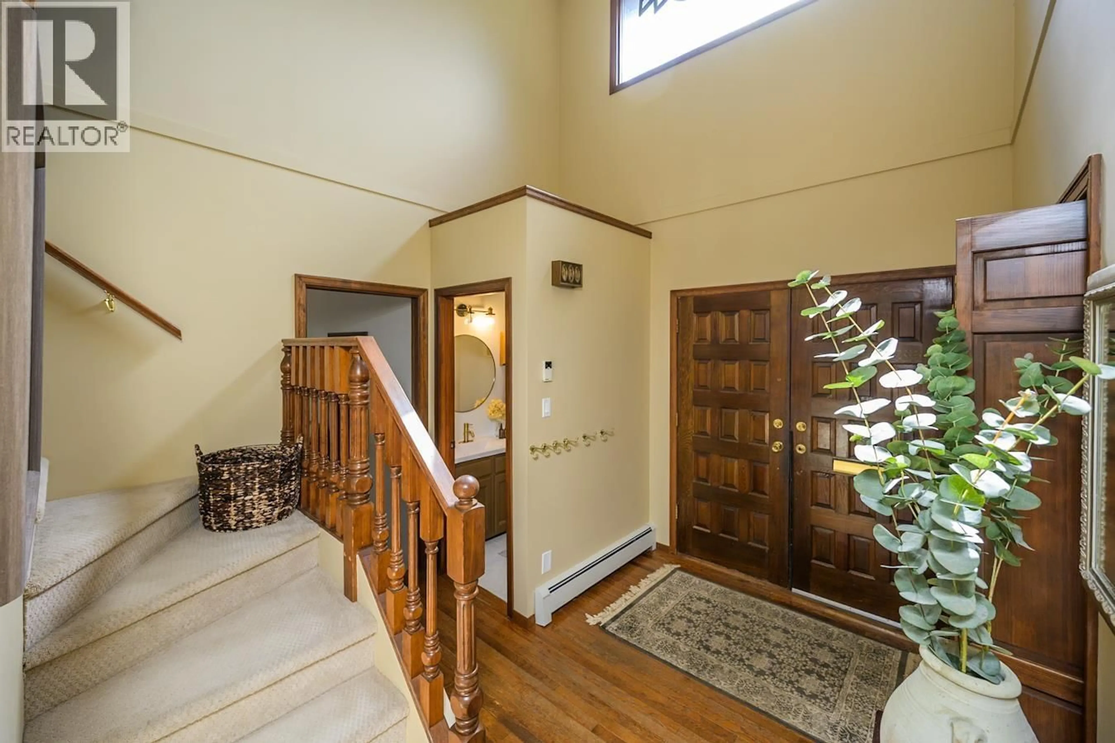 Indoor entryway for 5620 MCGRATH PLACE, Prince George British Columbia V2N3S8