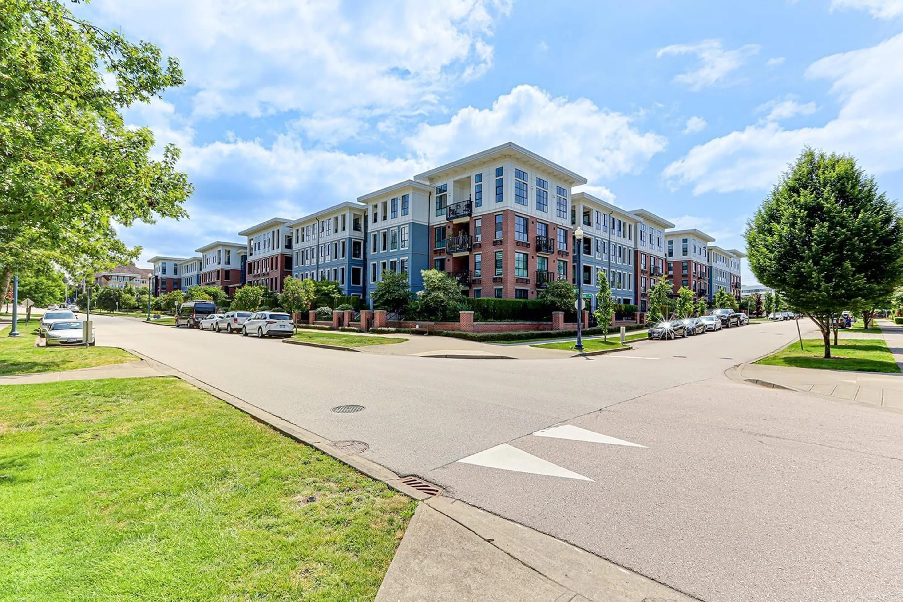 A pic from outside/outdoor area/front of a property/back of a property/a pic from drone, unknown for 324 - 15138 34 AVENUE, Surrey British Columbia V3Z0Y5