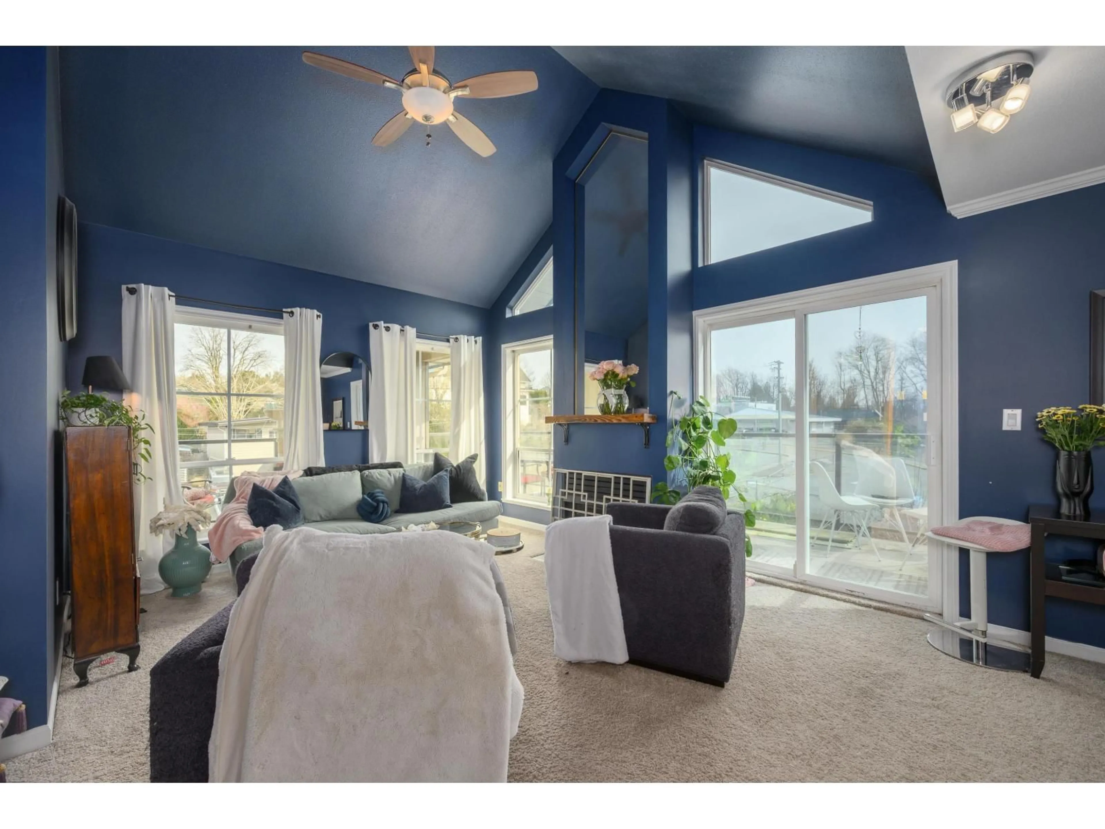 Unknown for 304 - 33150 4TH AVENUE, Mission British Columbia V2V7A3