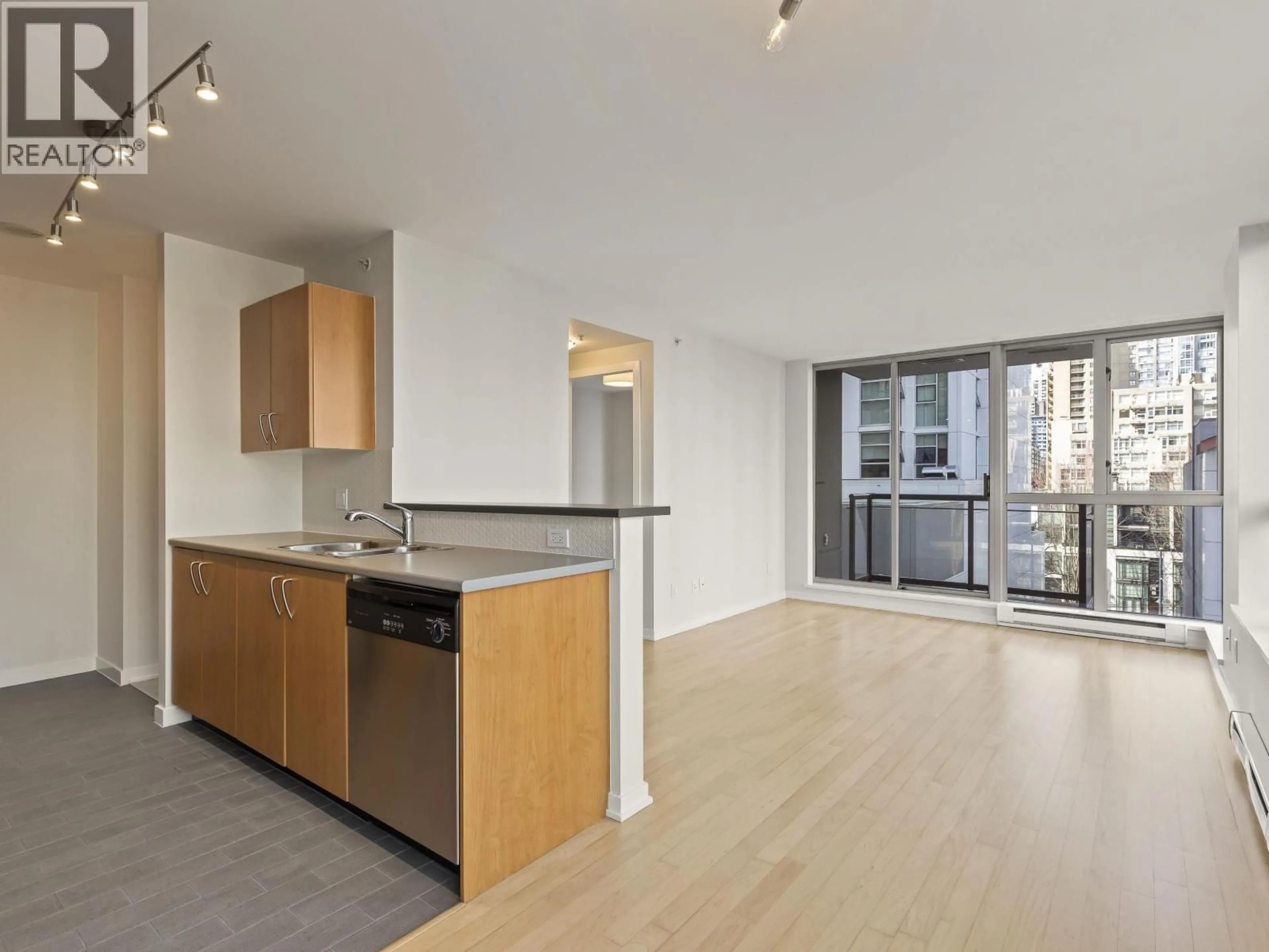 Unknown for 701 - 1295 RICHARDS STREET, Vancouver British Columbia V6B1B7