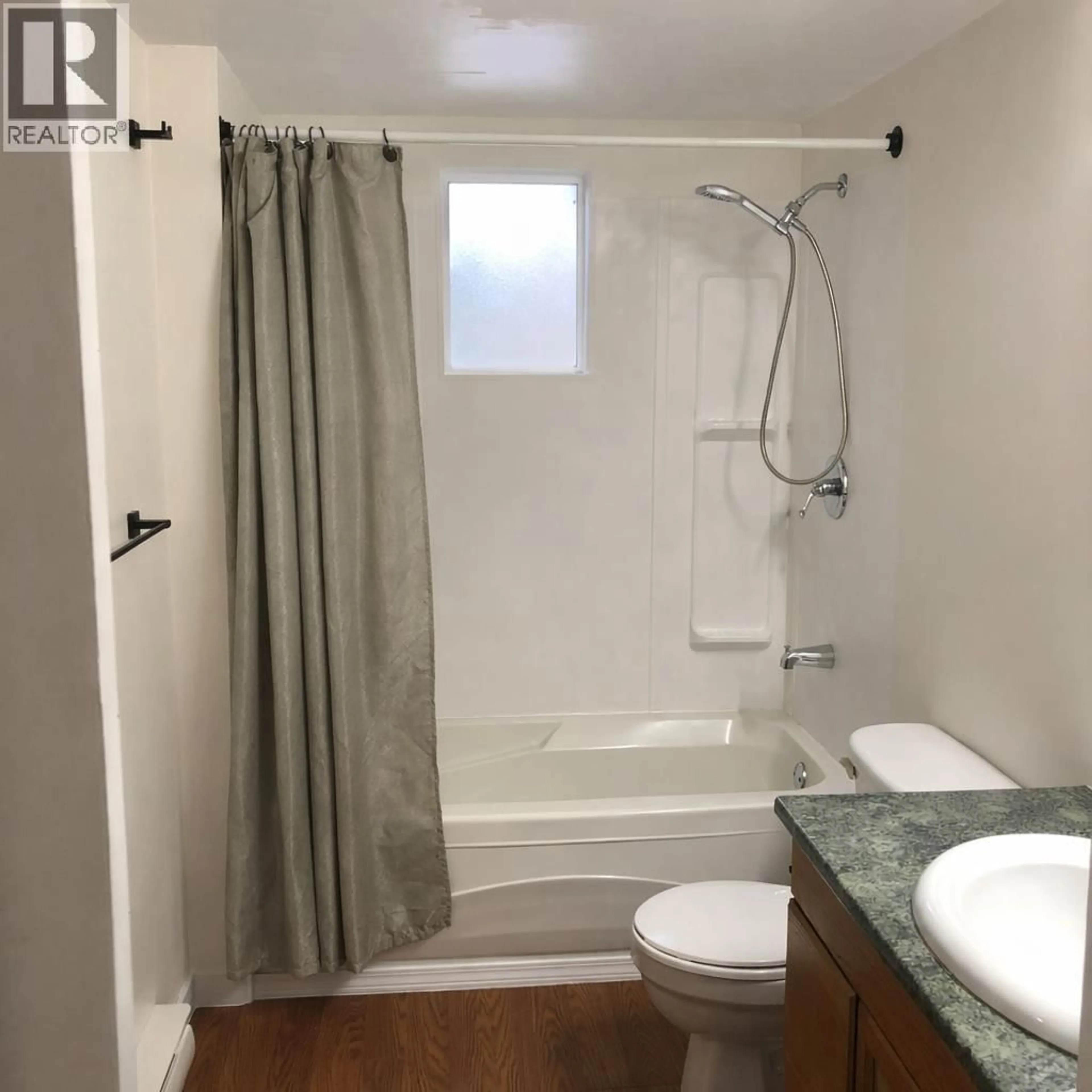 A pic of a room for 5 - 38171 WESTWAY AVENUE, Squamish British Columbia V8B0Y4