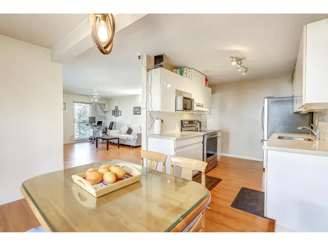 210 - 14980 101A AVENUE, Surrey 3