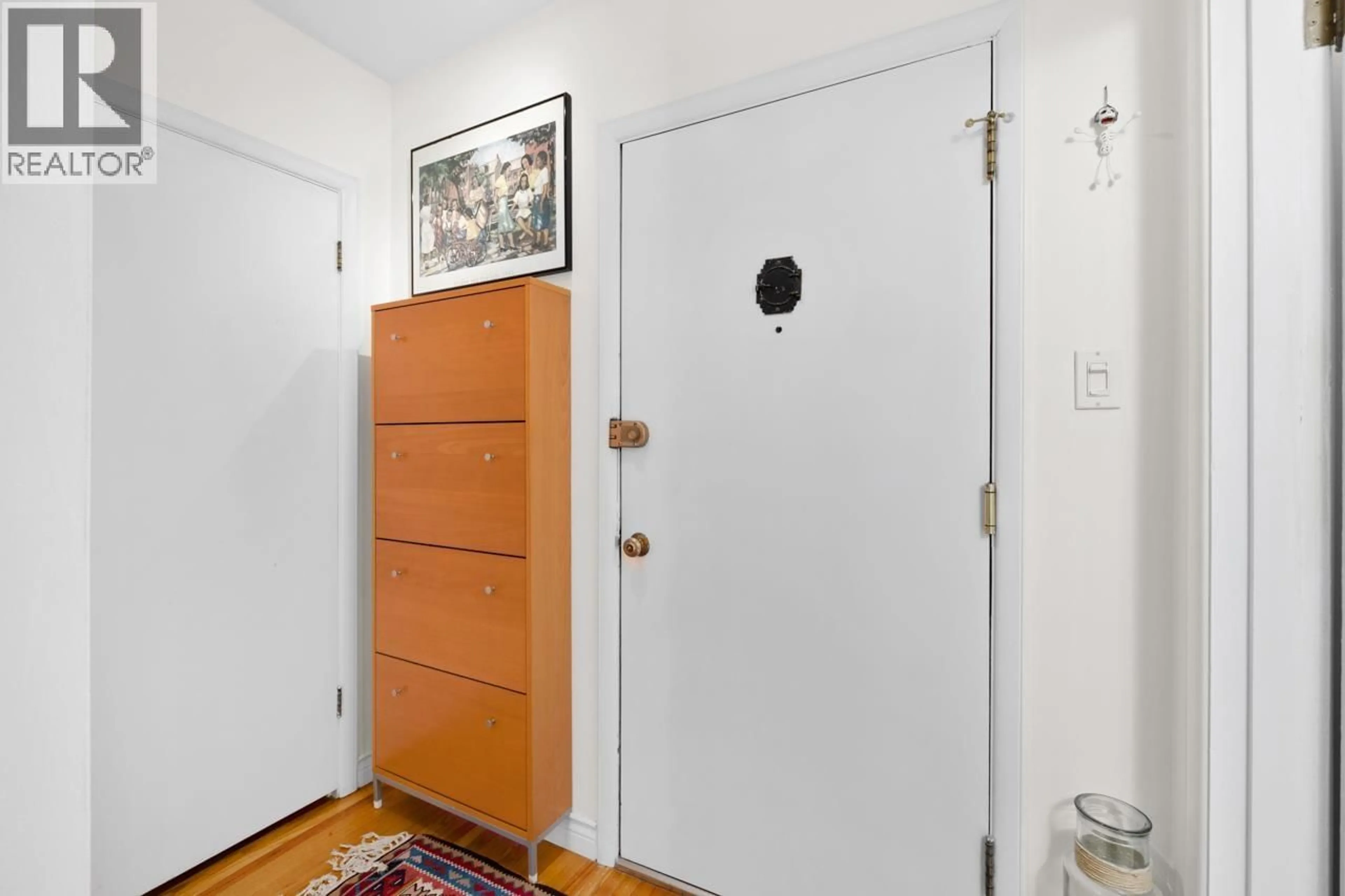 Indoor entryway for 204 - 1565 BURNABY STREET, Vancouver British Columbia V6G2P7