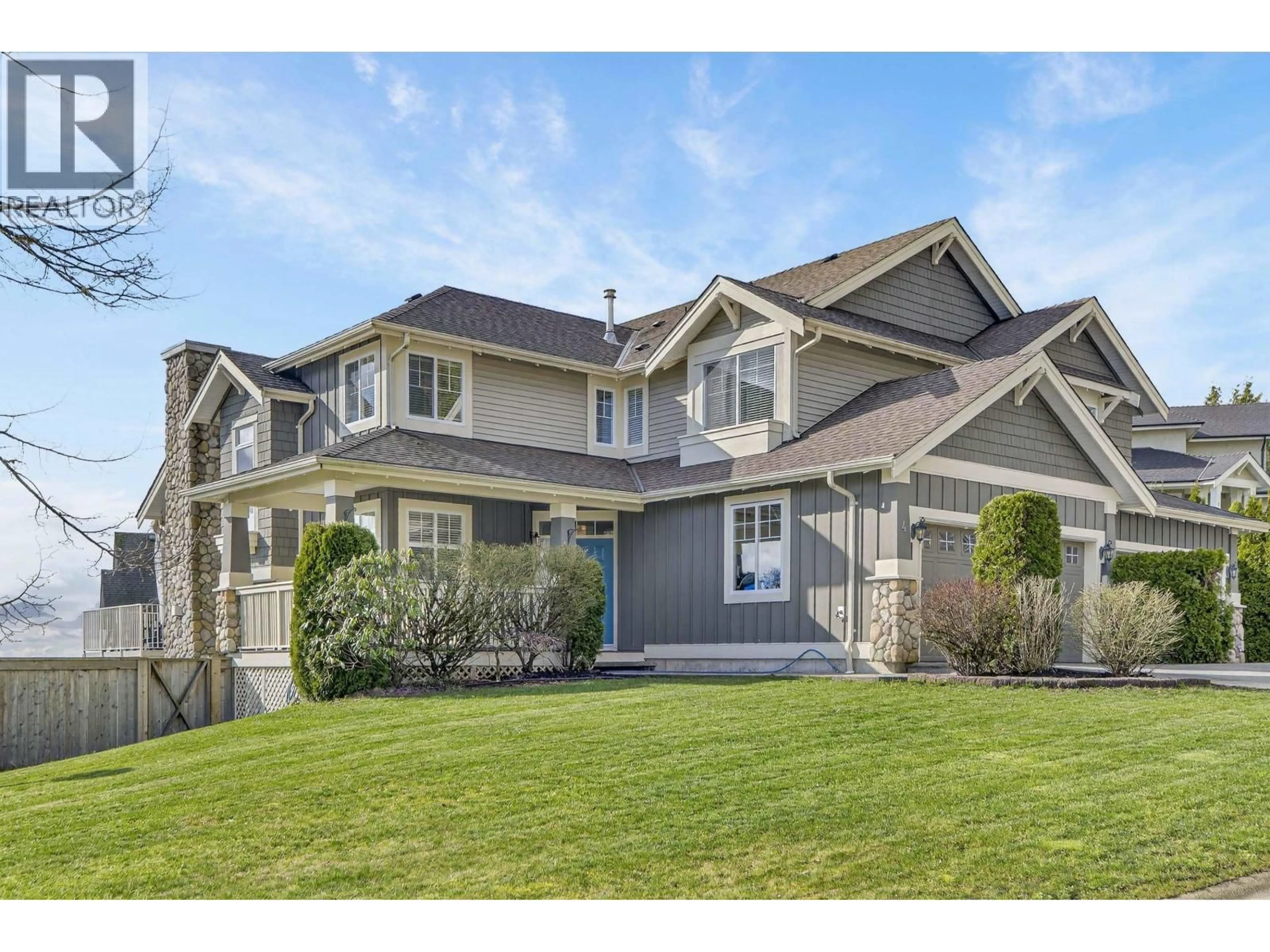 Home with vinyl exterior material, street for 4 HICKORY DRIVE, Port Moody British Columbia V3H5L9