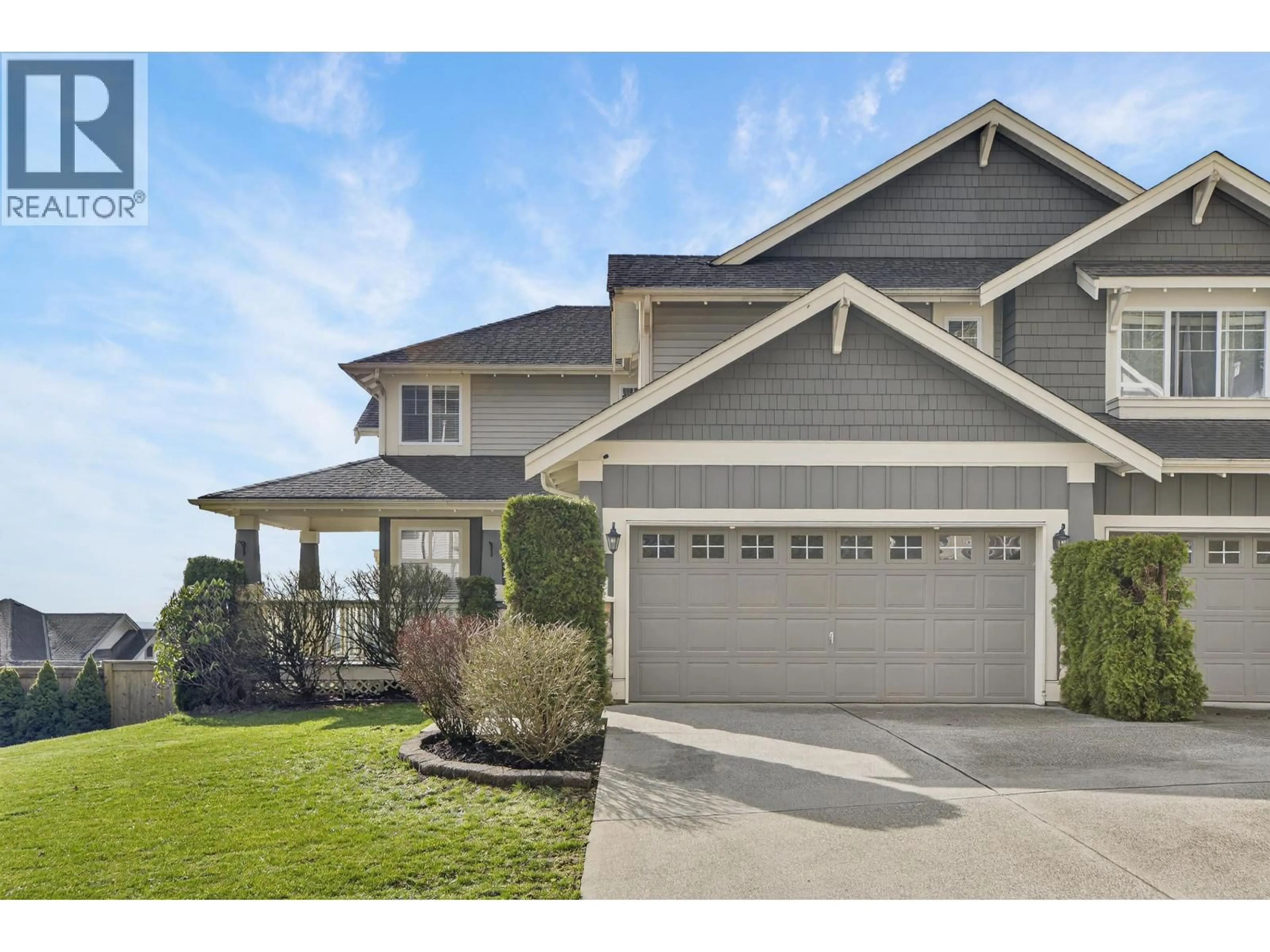 Home with vinyl exterior material, street for 4 HICKORY DRIVE, Port Moody British Columbia V3H5L9