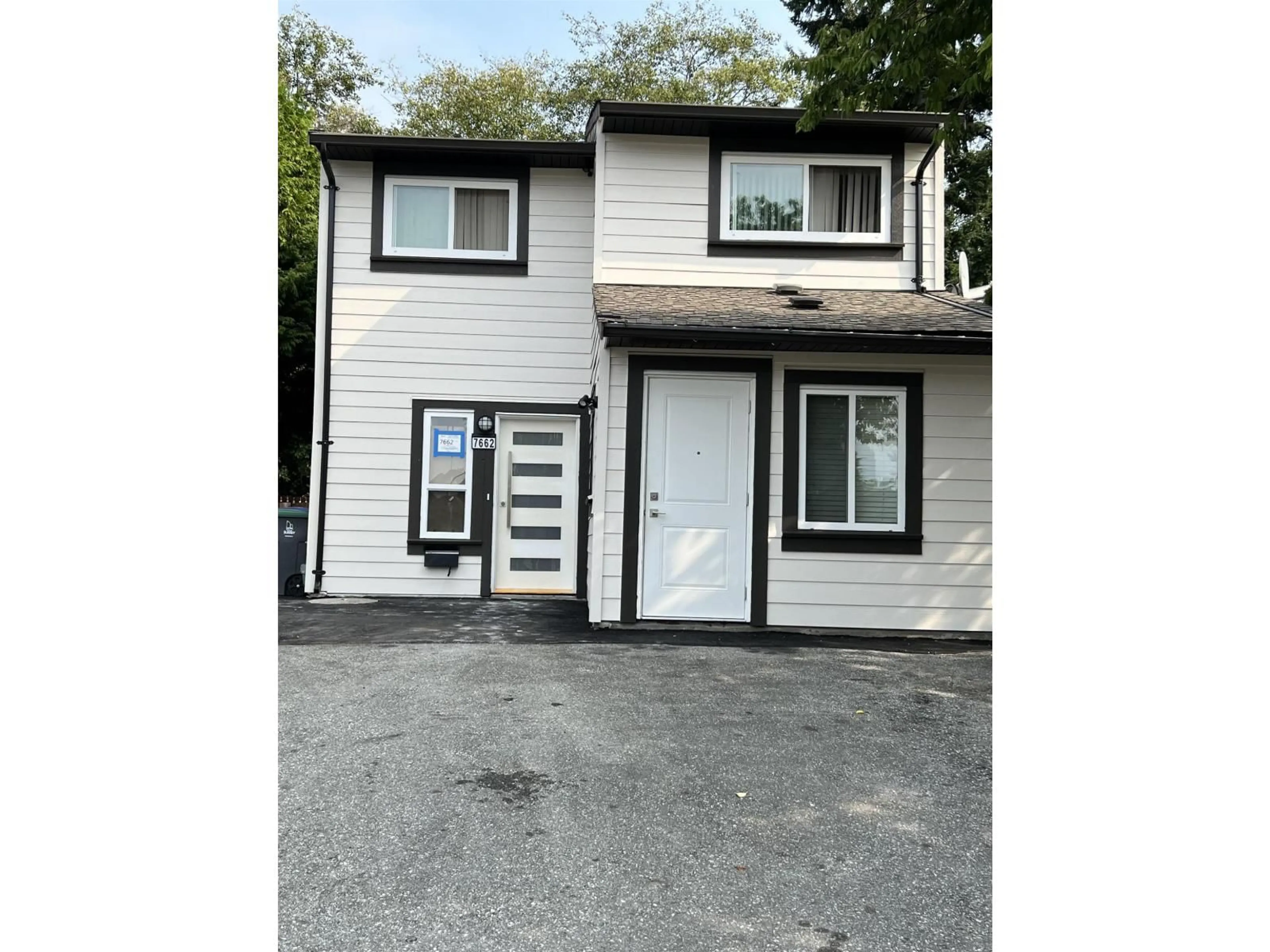 A pic from outside/outdoor area/front of a property/back of a property/a pic from drone, street for 7662 125 STREET, Surrey British Columbia V3W7W4