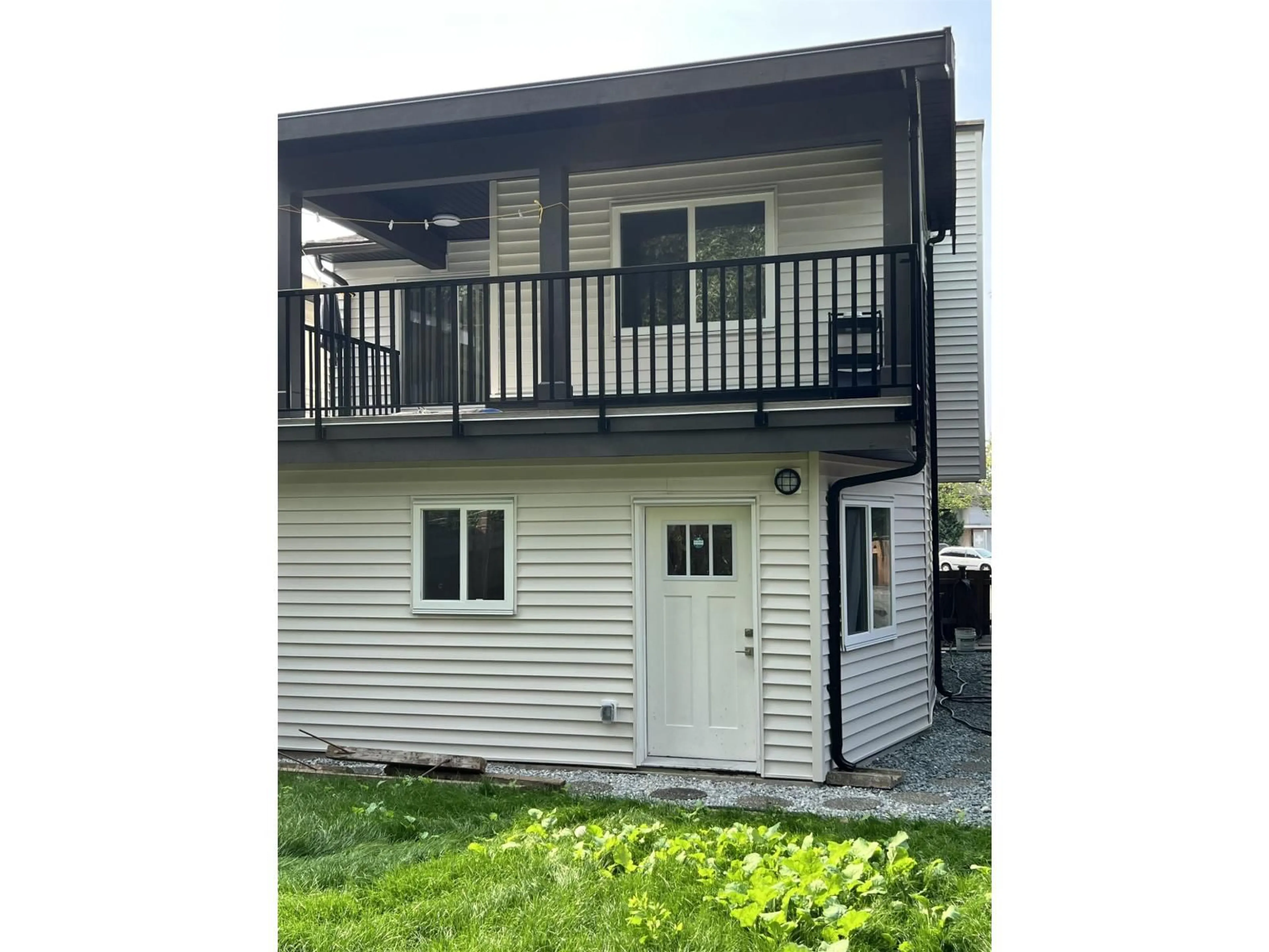 Unknown for 7662 125 STREET, Surrey British Columbia V3W7W4