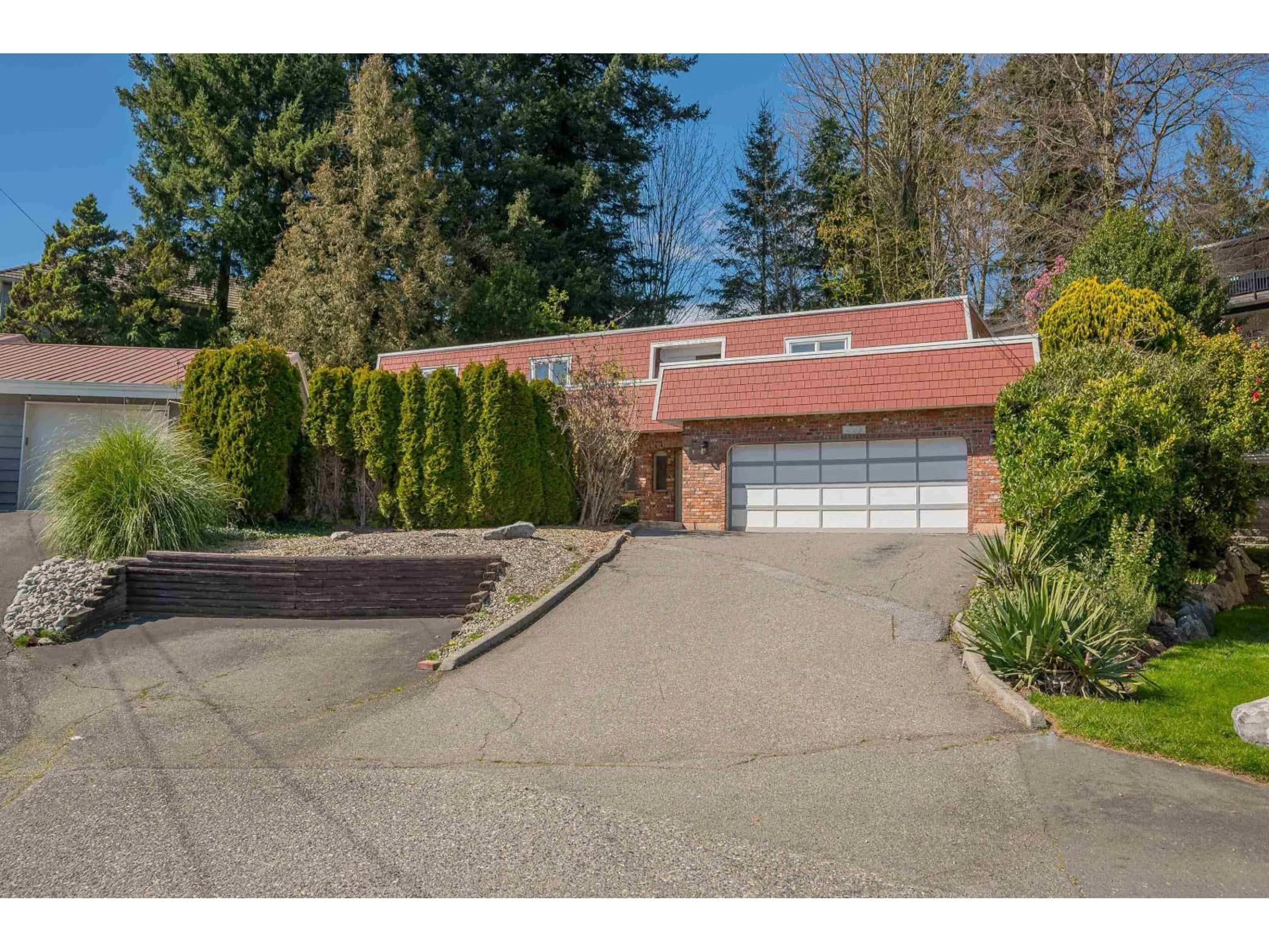 Home with brick exterior material, street for 2443 RIDEAU STREET, Abbotsford British Columbia V2T3N3