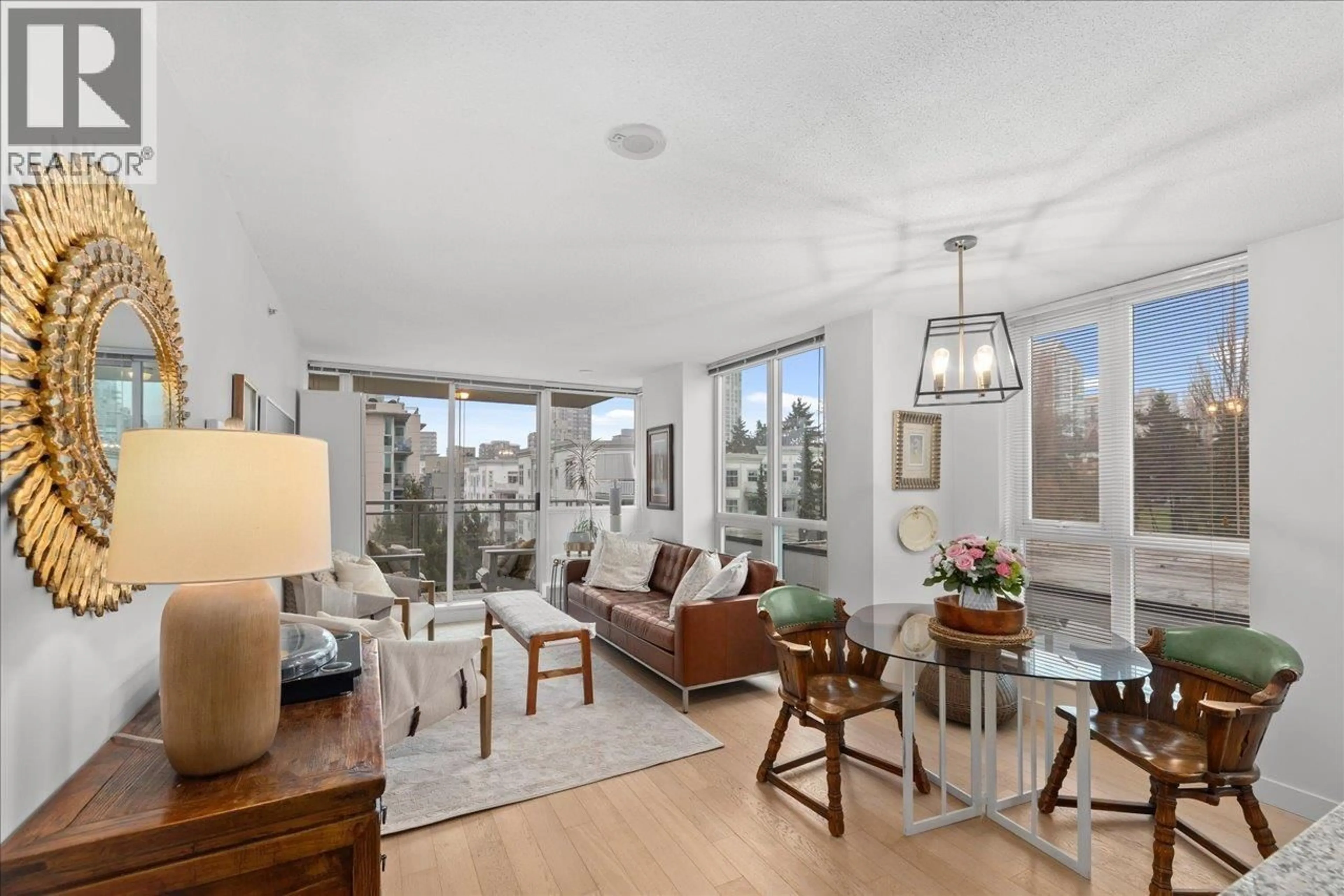 Living room with furniture, unknown for 708 - 188 ESPLANADE, North Vancouver British Columbia V7L4Y1