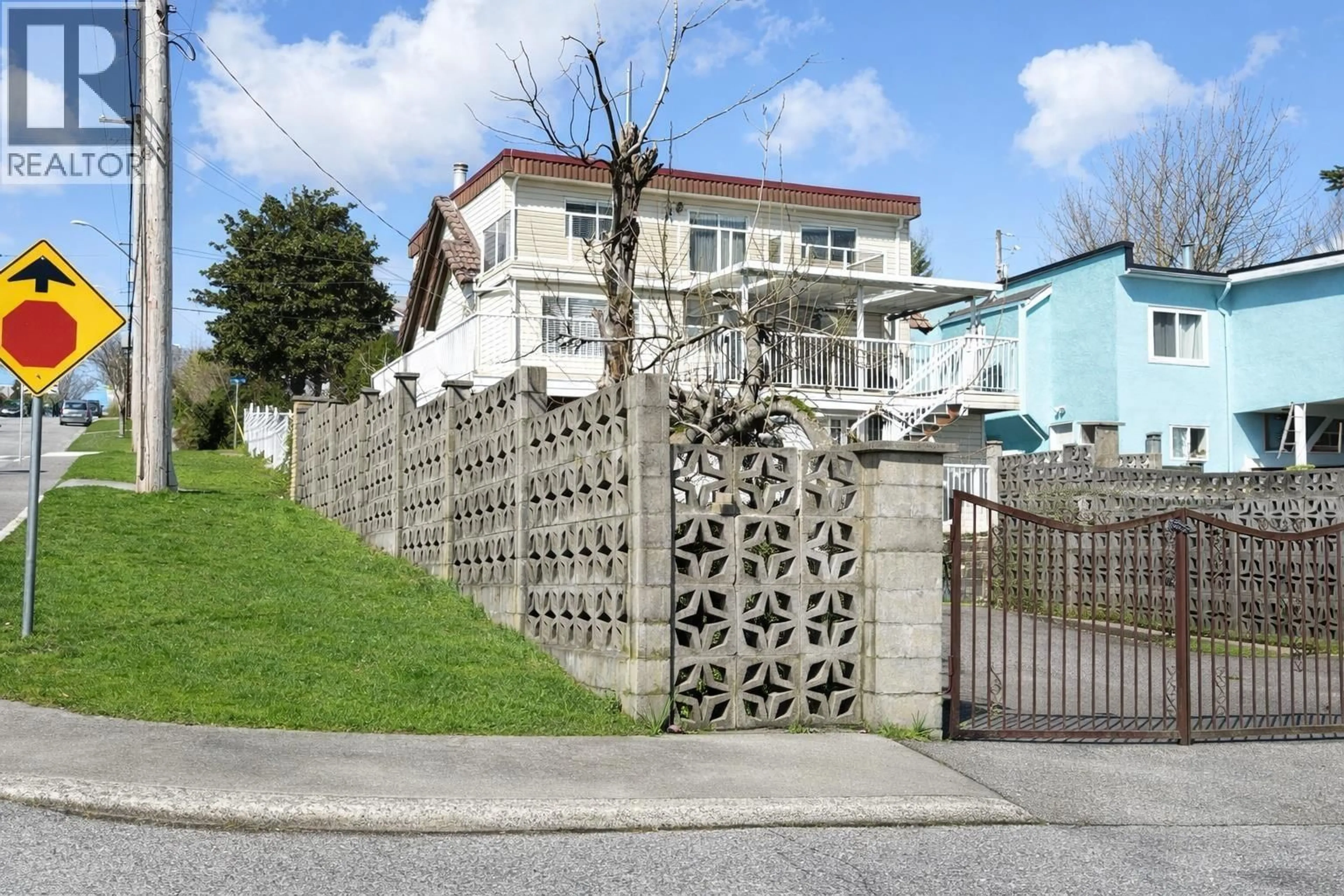 Unknown for 1728 SEVENTH AVE, New Westminster British Columbia V3M2K8