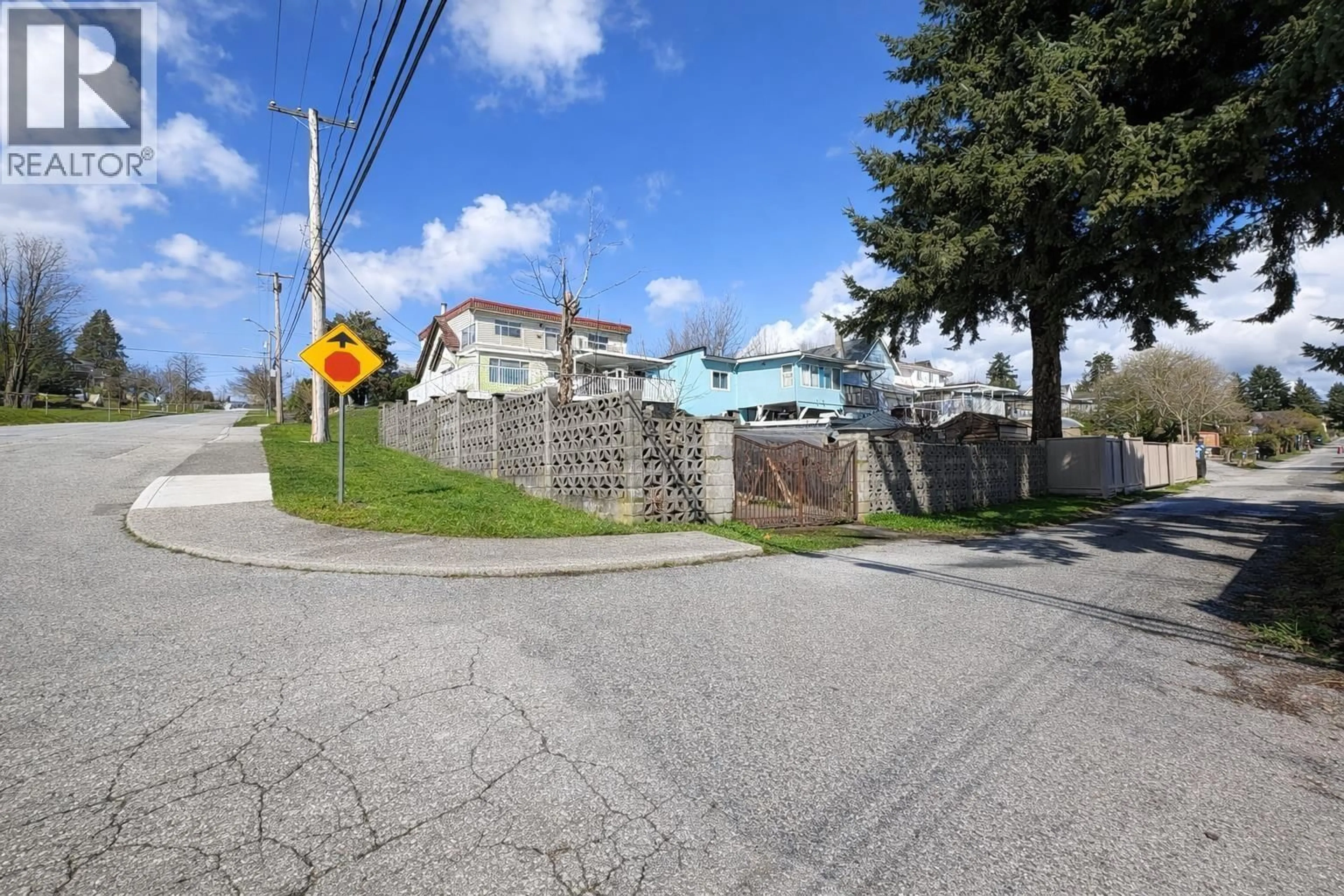 Unknown for 1728 SEVENTH AVENUE, New Westminster British Columbia V3M2K8