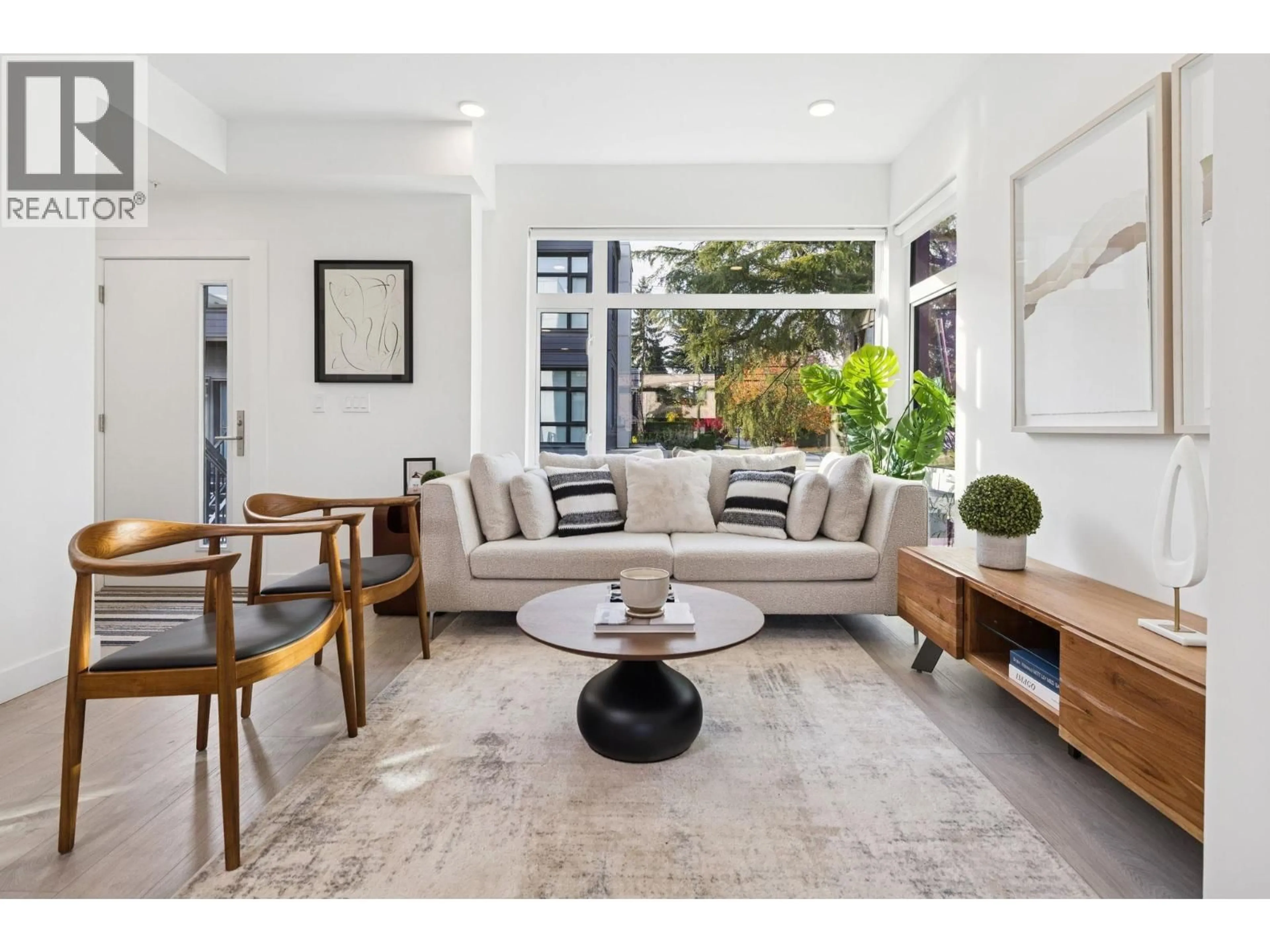 Living room with furniture, unknown for 225 - 1010 47TH AVENUE, Vancouver British Columbia V6M0E3