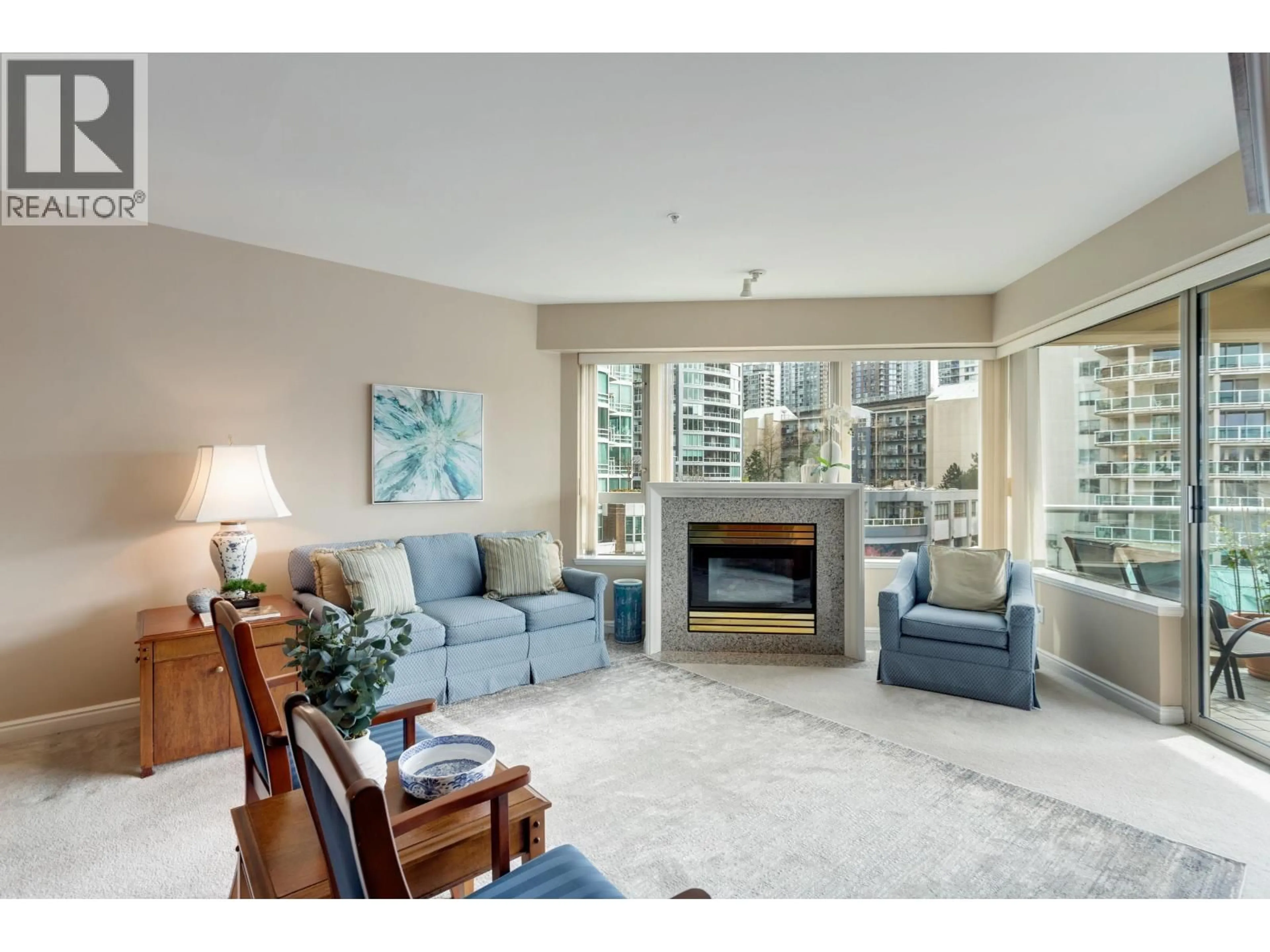 Living room with furniture, unknown for 504 - 1600 HORNBY STREET, Vancouver British Columbia V6Z2S4