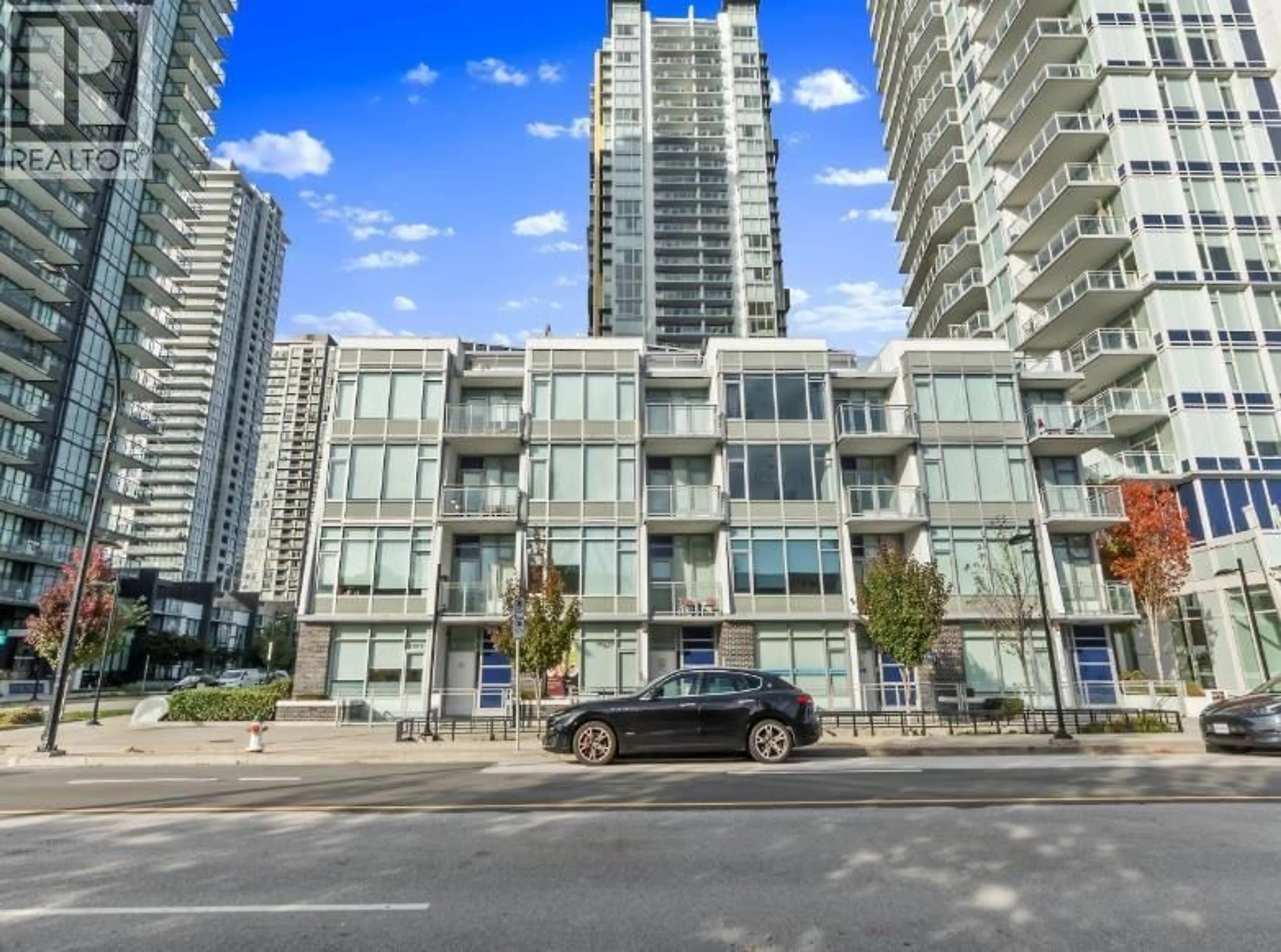 Unknown for CH3 - 5051 IMPERIAL STREET, Burnaby British Columbia V5J0J3