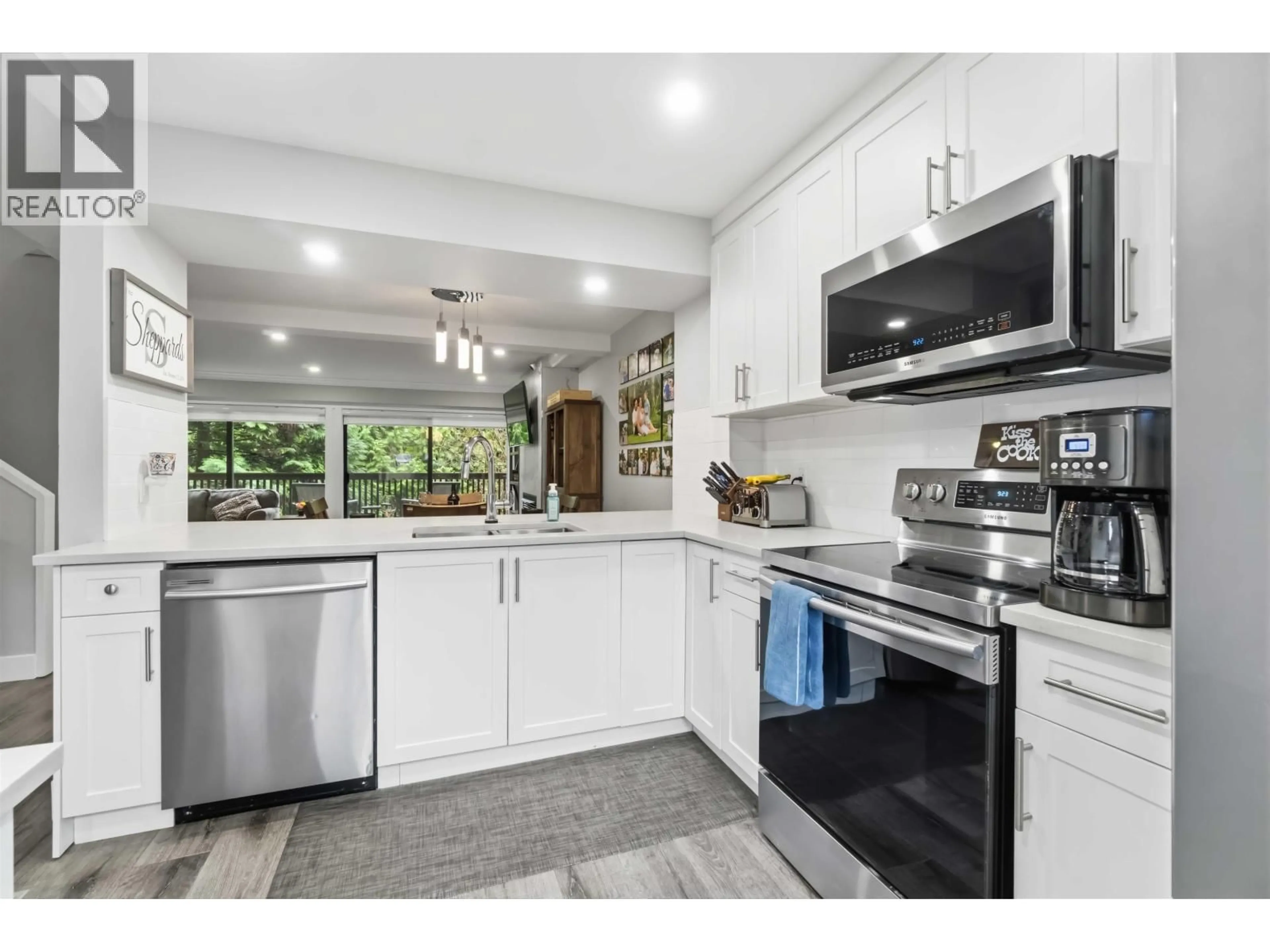 Open concept kitchen, ceramic/tile floor for 9016 ALTAIR PLACE, Burnaby British Columbia V3J1A7