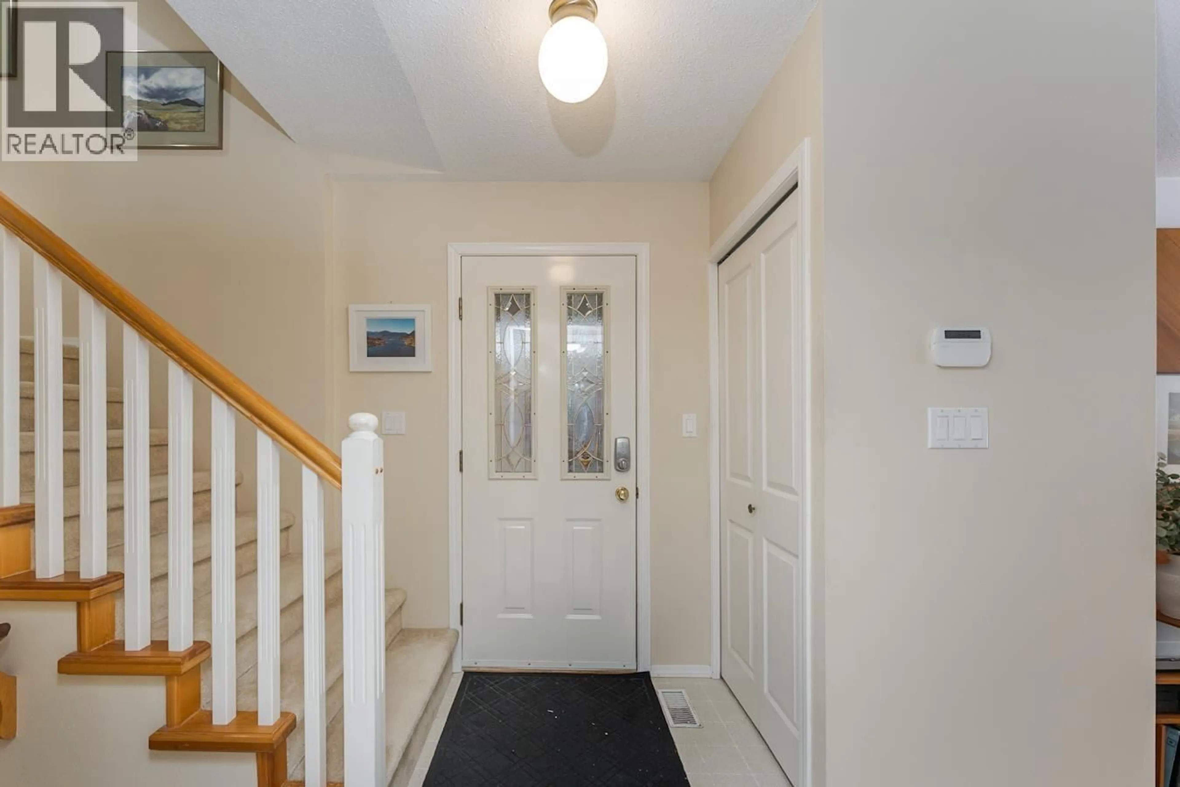 Indoor entryway for 3655 RIVERVIEW ROAD, Prince George British Columbia V2K4Y7