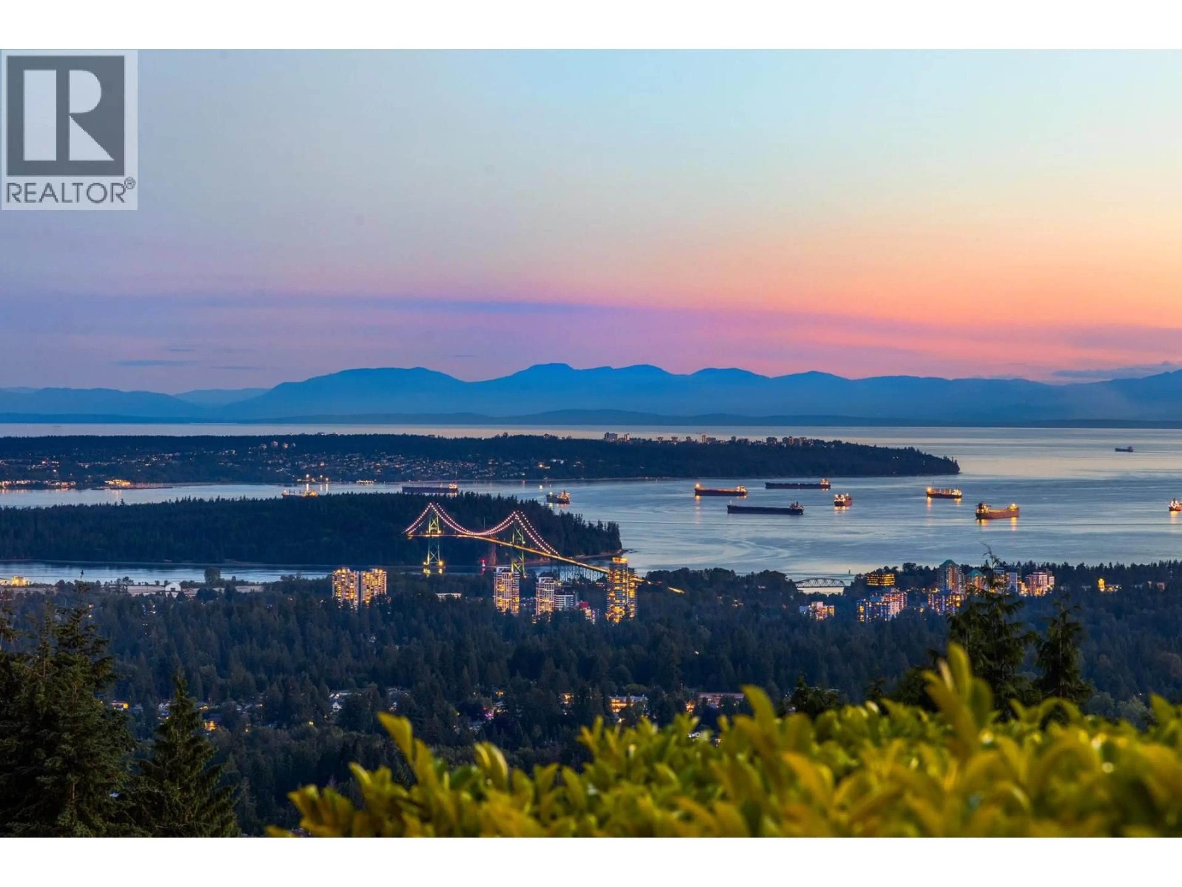 Blurry image for 187 RONDOVAL CRESCENT, North Vancouver British Columbia V7N2W6