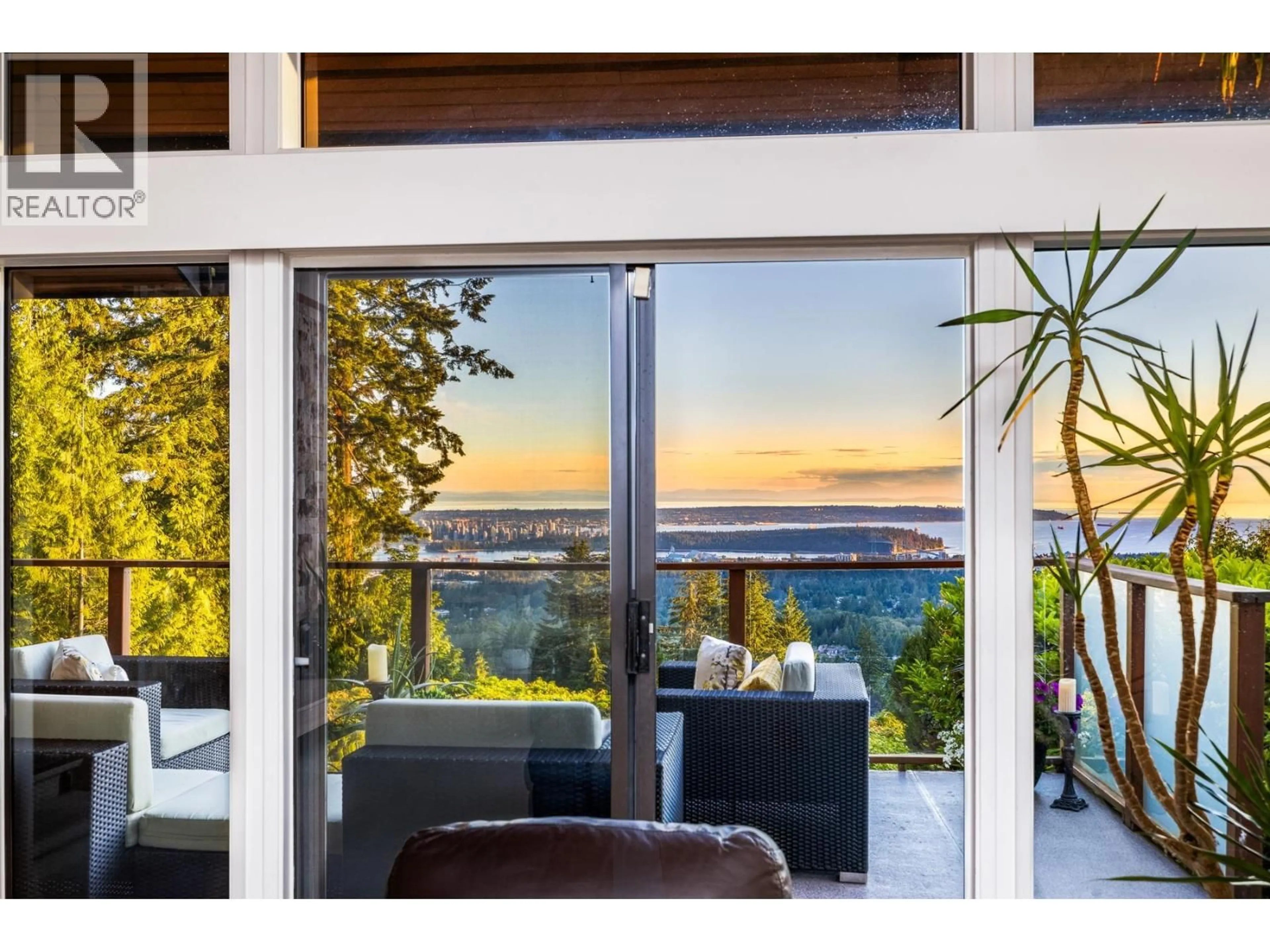 Unknown for 187 RONDOVAL CRESCENT, North Vancouver British Columbia V7N2W6