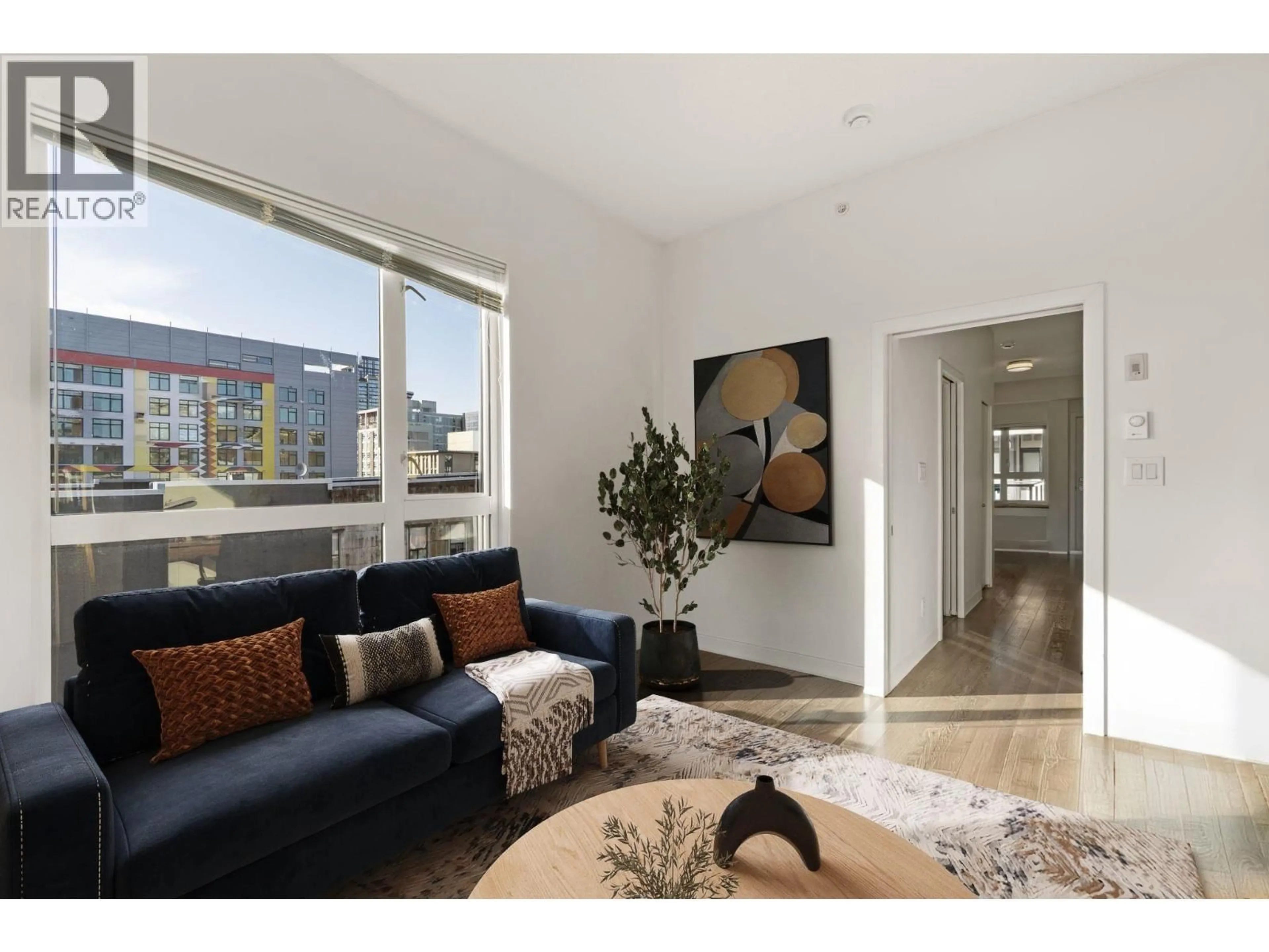 Living room with furniture, unknown for 618 - 138 HASTINGS STREET, Vancouver British Columbia V6A0E6