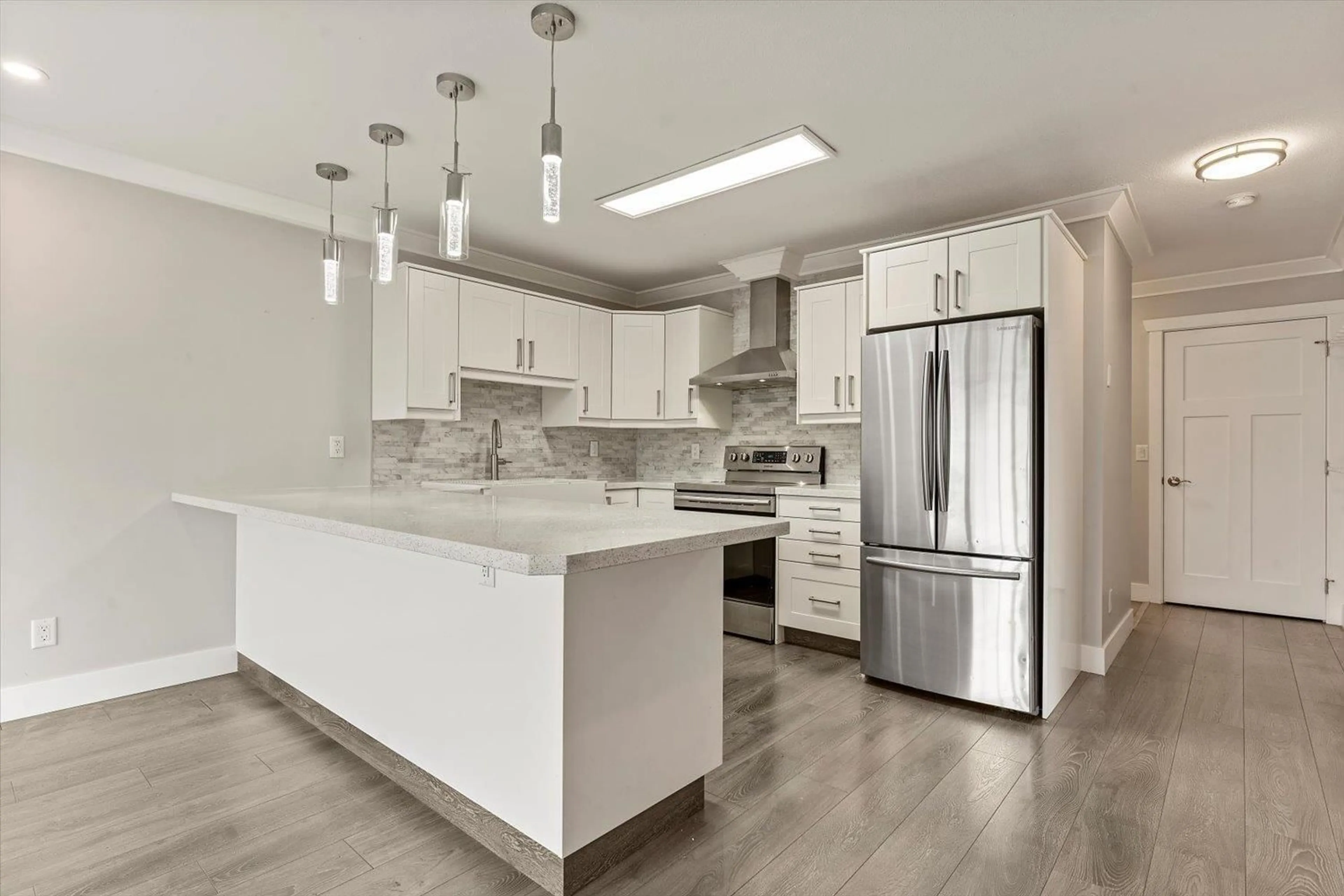 Open concept kitchen, unknown for 207 - 45669 MCINTOSH DRIVE, Chilliwack British Columbia V2P6V4