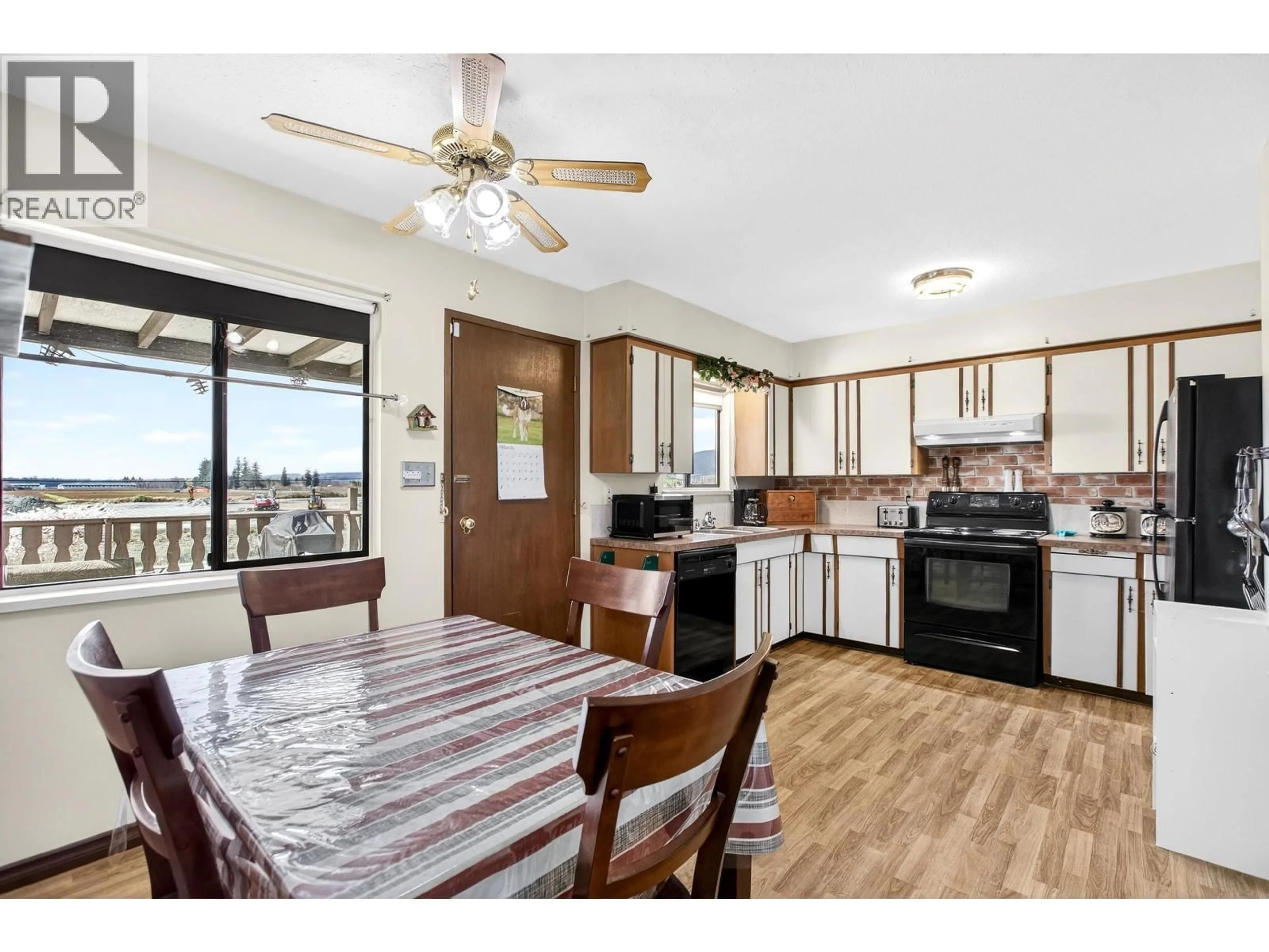 Open concept kitchen, unknown for 12021 188A STREET, Pitt Meadows British Columbia V3Y1W6