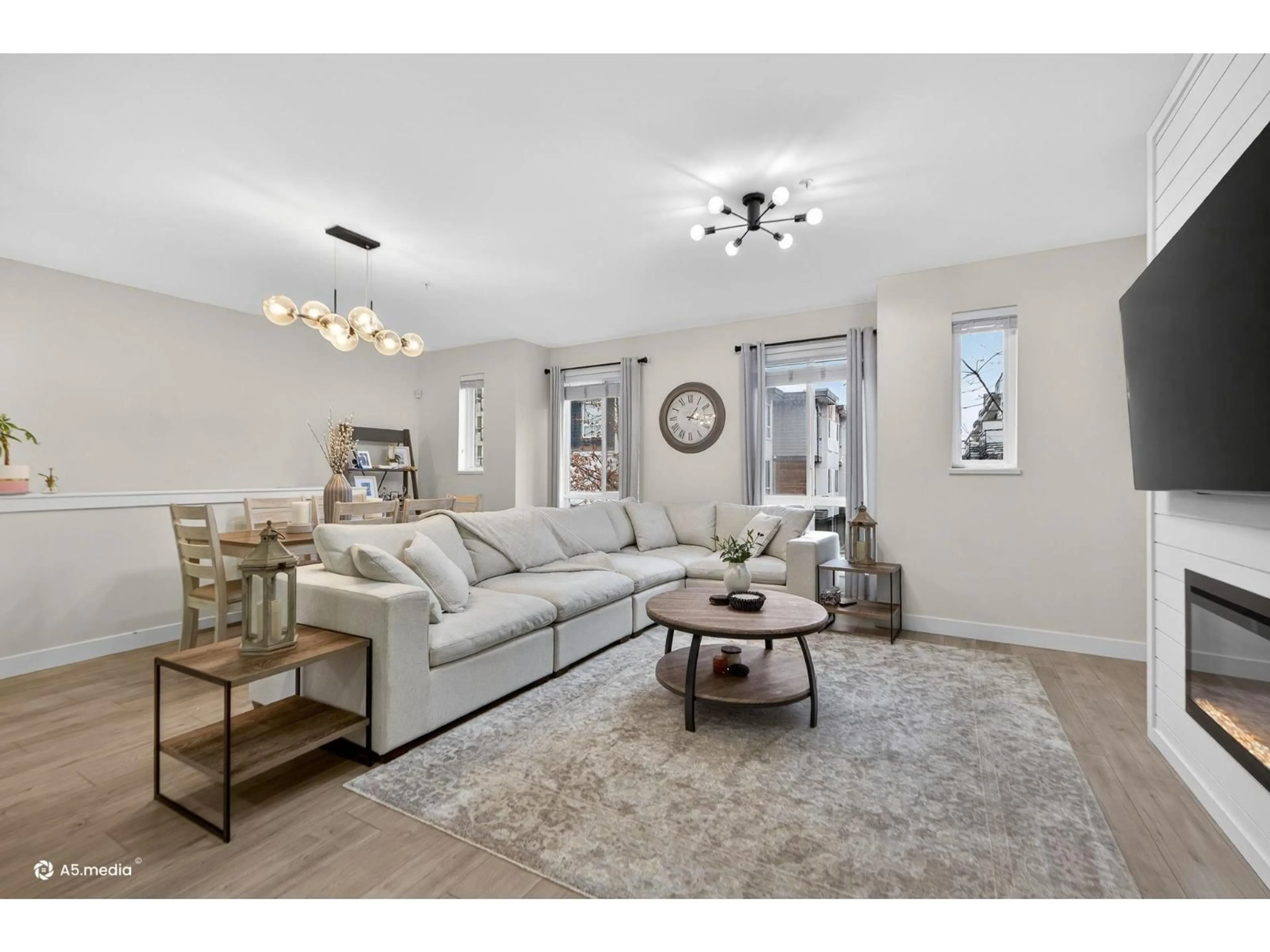 Living room with furniture, unknown for 118 - 7947 209 STREET, Langley British Columbia V2Y0Y6