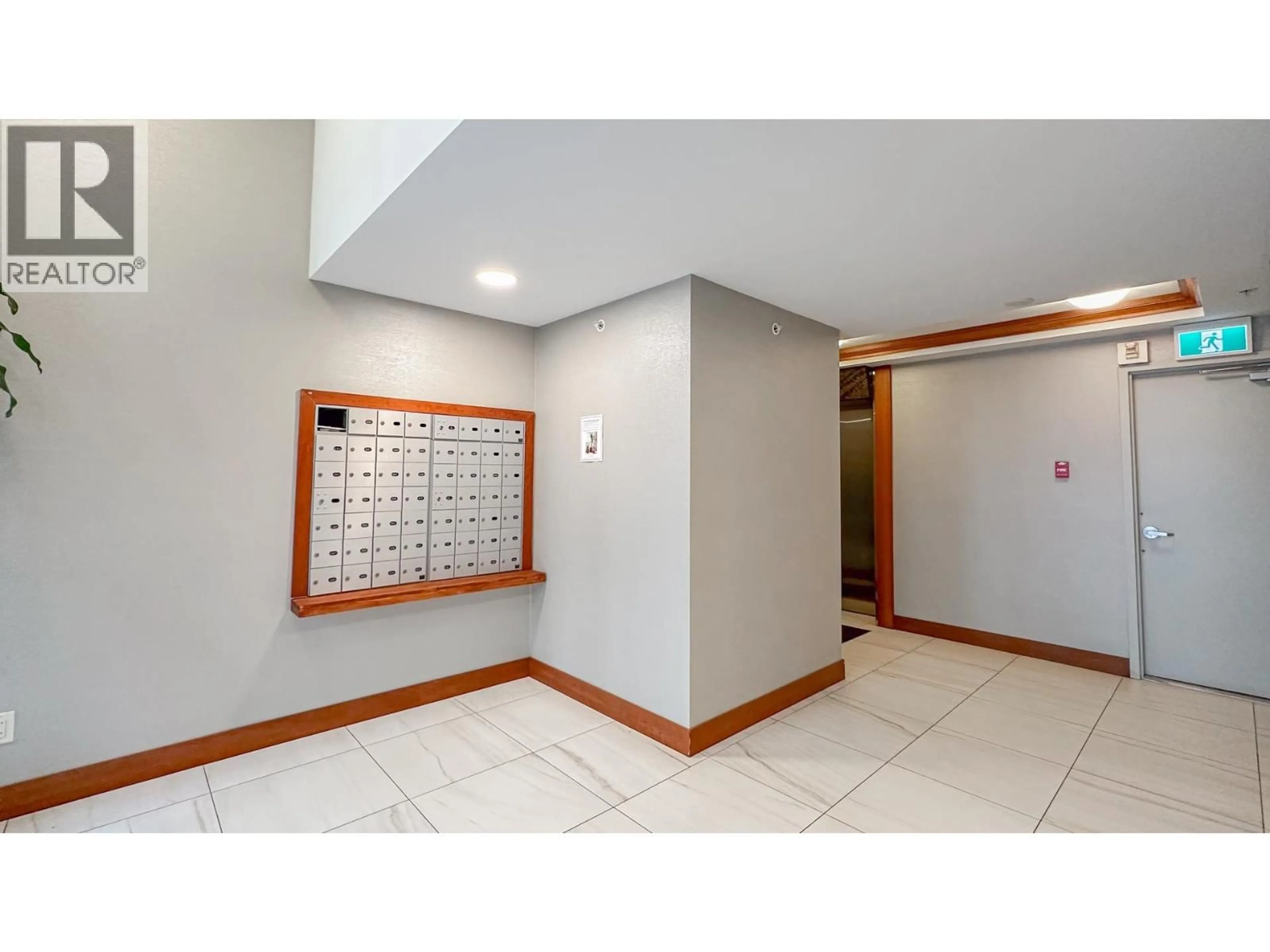 Indoor foyer for 701 - 1318 HOMER STREET, Vancouver British Columbia V6B6A7