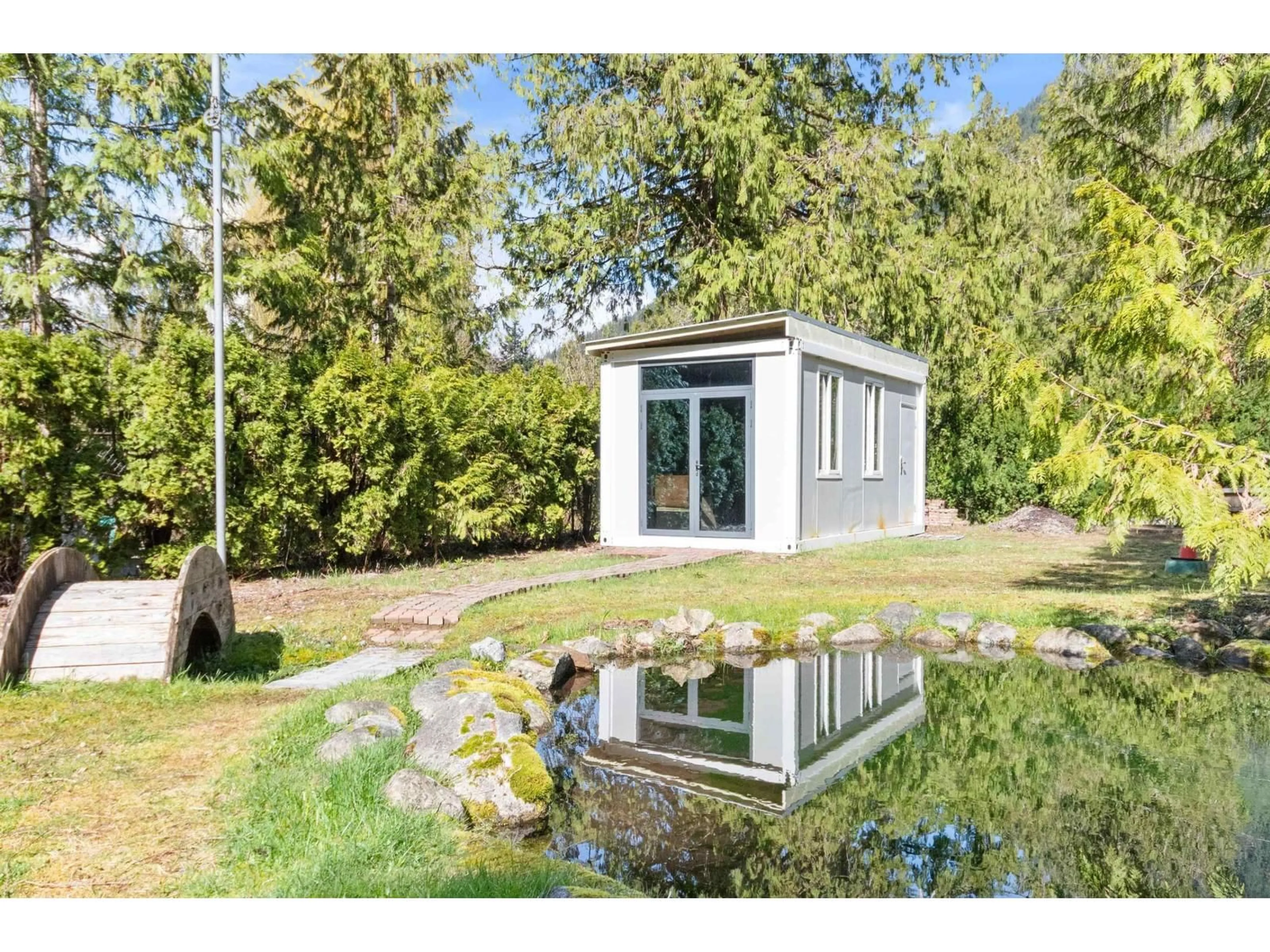 Shed for 66602 SUMMER ROAD, Hope British Columbia V0X1L1