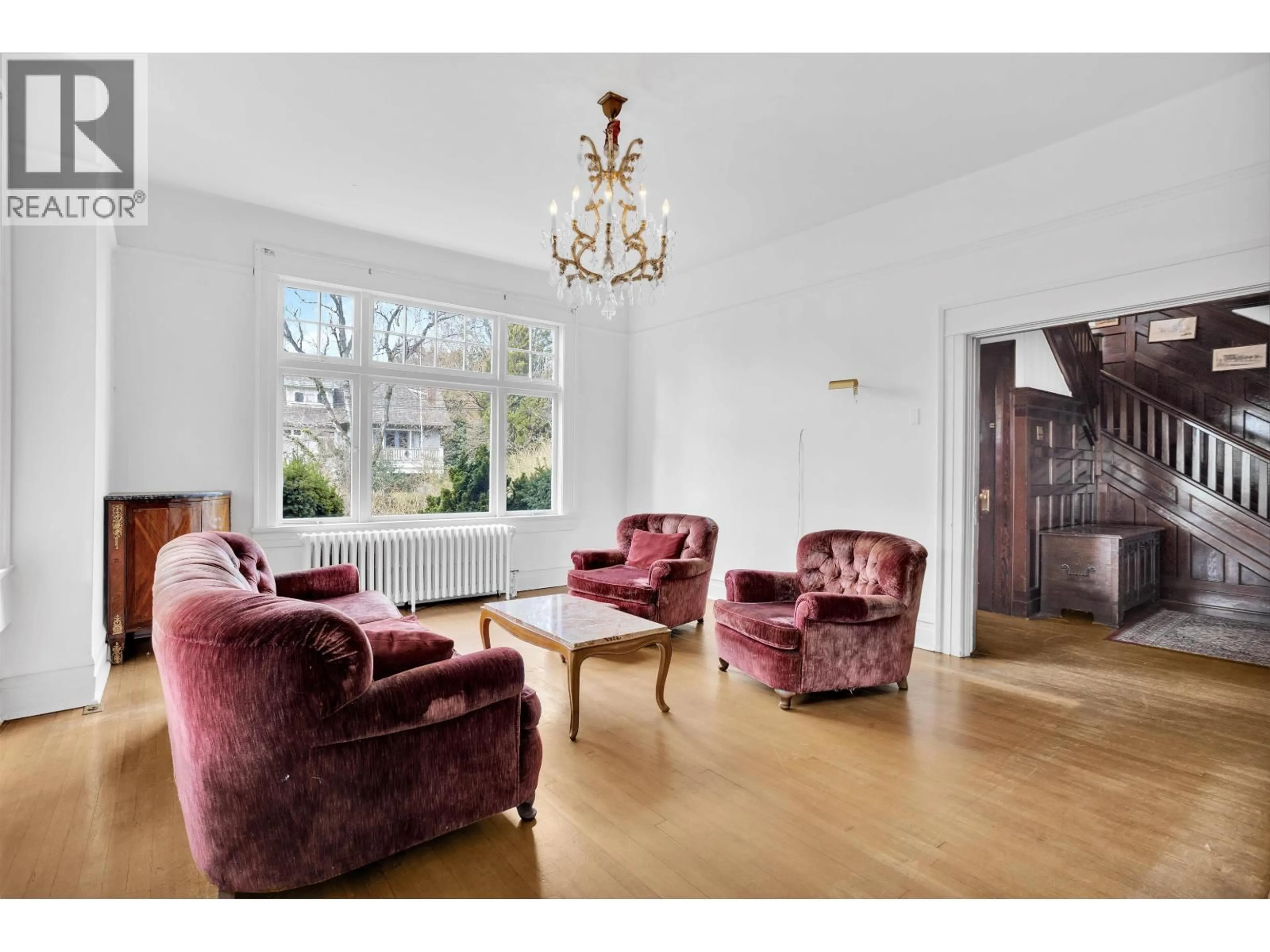 Living room with furniture, unknown for 3924 PINE CRESCENT, Vancouver British Columbia V6J4K5