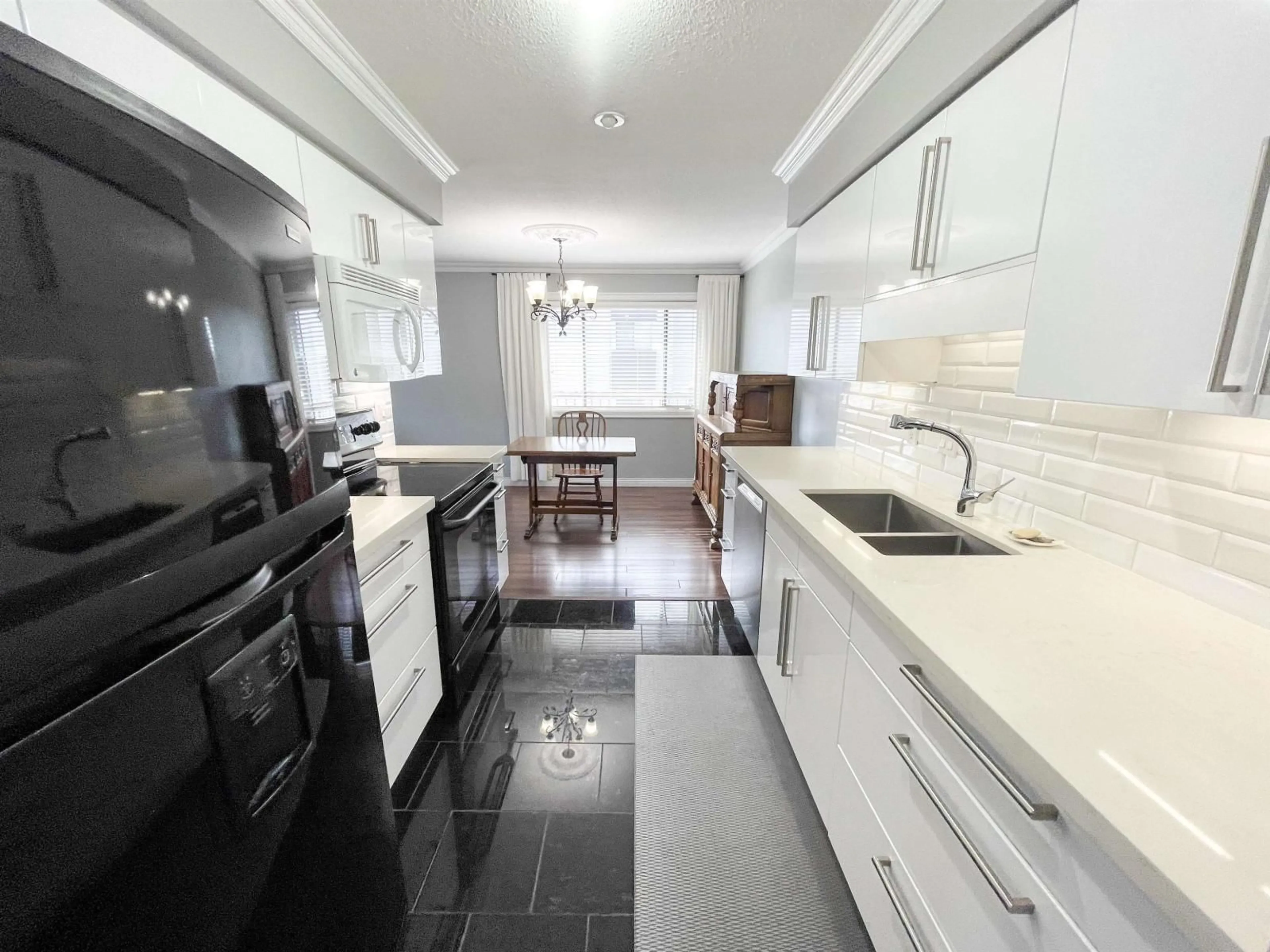 Unknown for 212 - 32055 OLD YALE ROAD, Abbotsford British Columbia V2T2C8