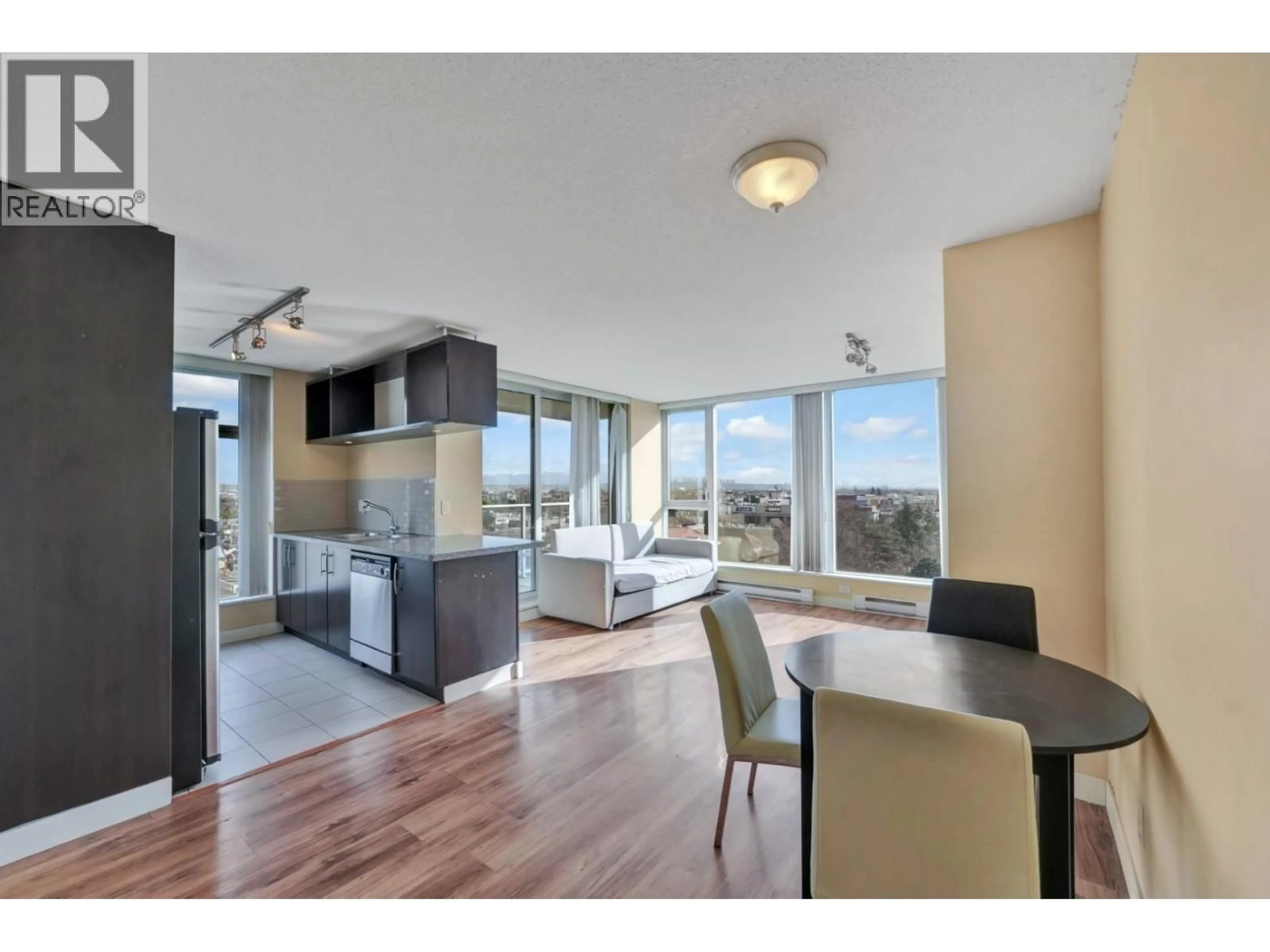 Open concept kitchen, wood/laminate floor for 1103 - 5028 KWANTLEN STREET, Richmond British Columbia V6X4K2