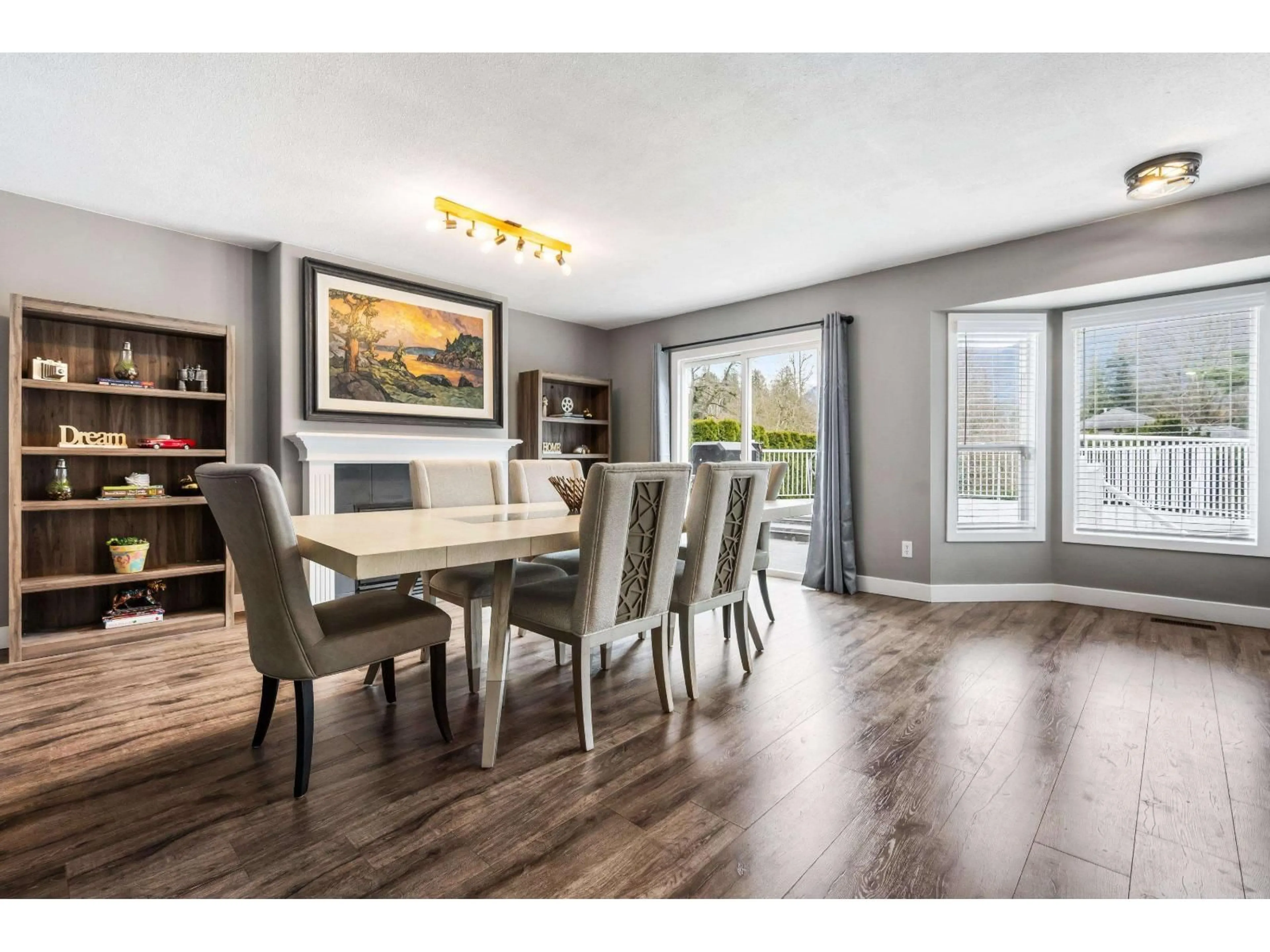 Dining room, wood/laminate floor for 10254 PARKWOOD DRIVE, Rosedale British Columbia V0X1X1