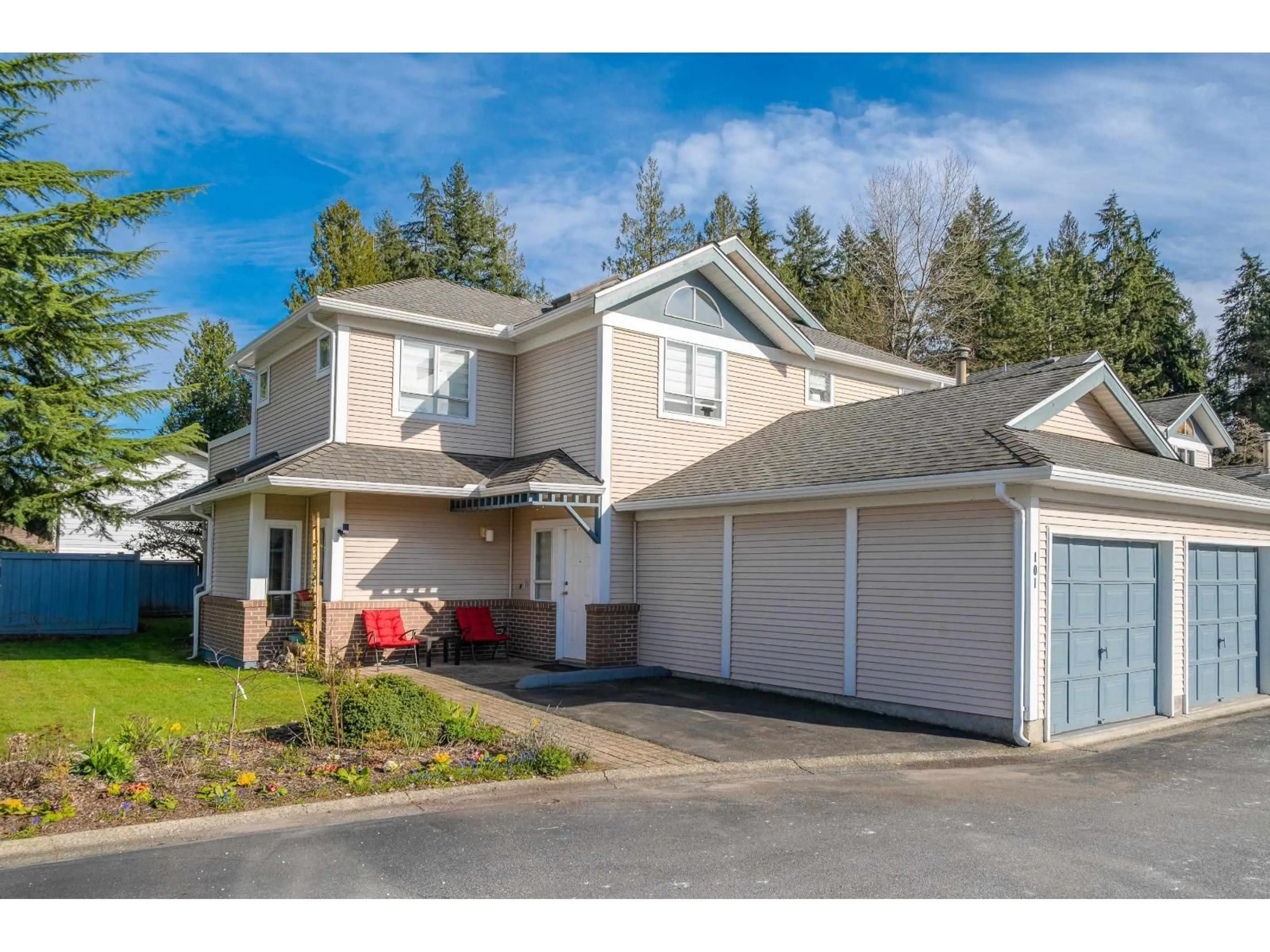 Unknown for 101 - 14154 103 AVENUE, Surrey British Columbia V3T4Z6