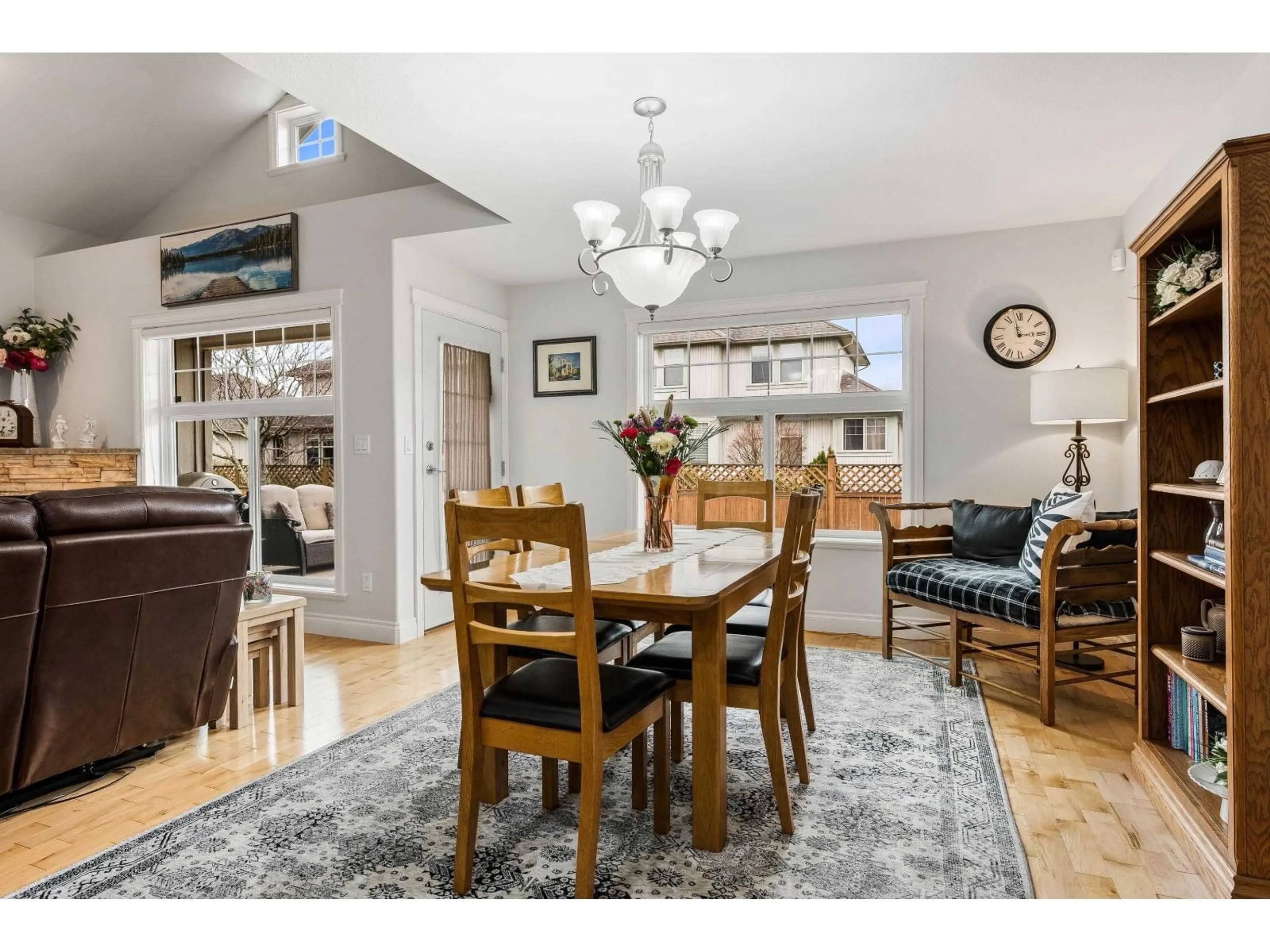 Dining room, wood/laminate floor for 7 - 45824 STEVENSON ROAD, Chilliwack British Columbia V2R5W5