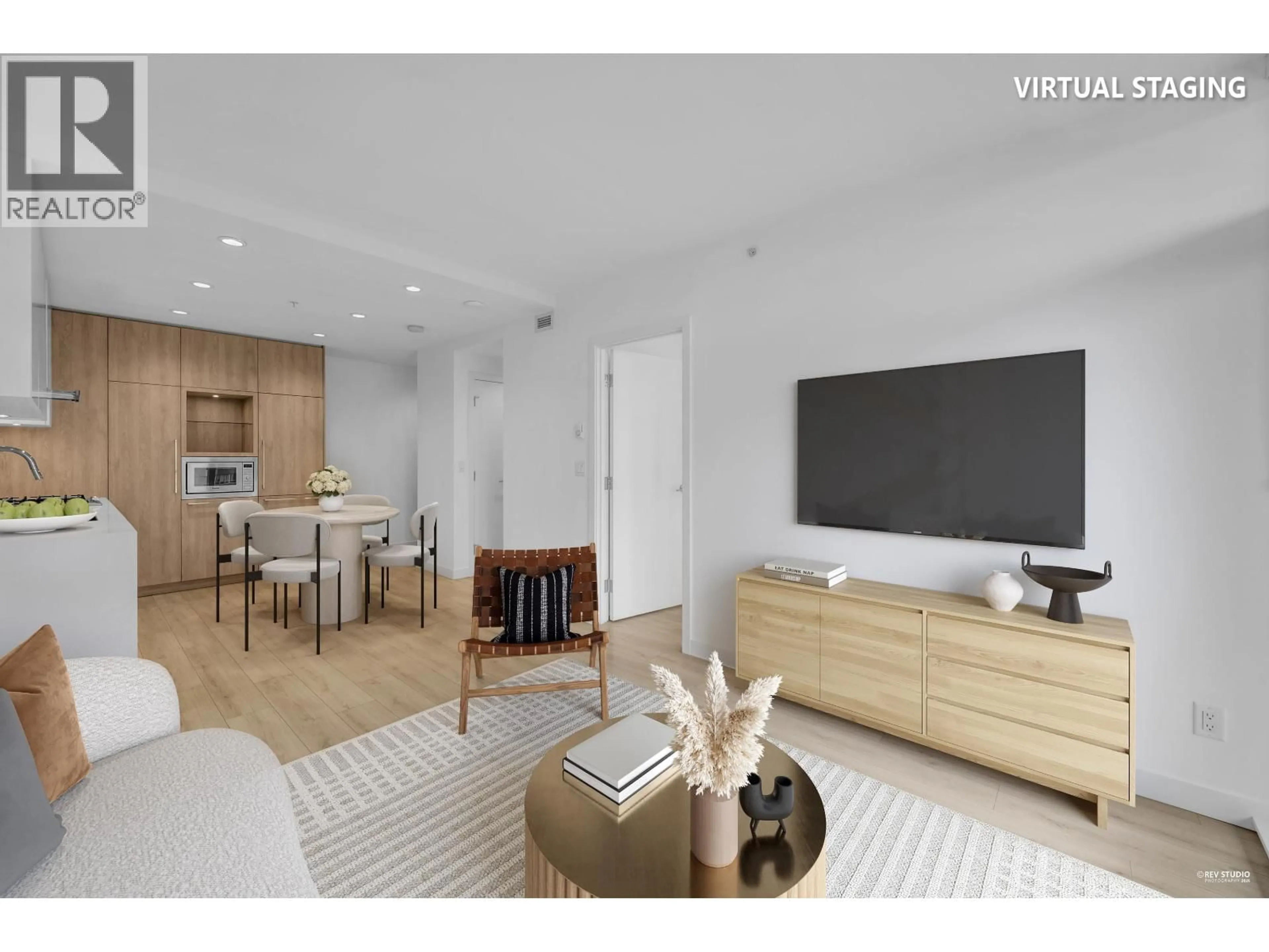 Living room with furniture, unknown for 1310 - 6080 MCKAY AVENUE, Burnaby British Columbia V5H0J4