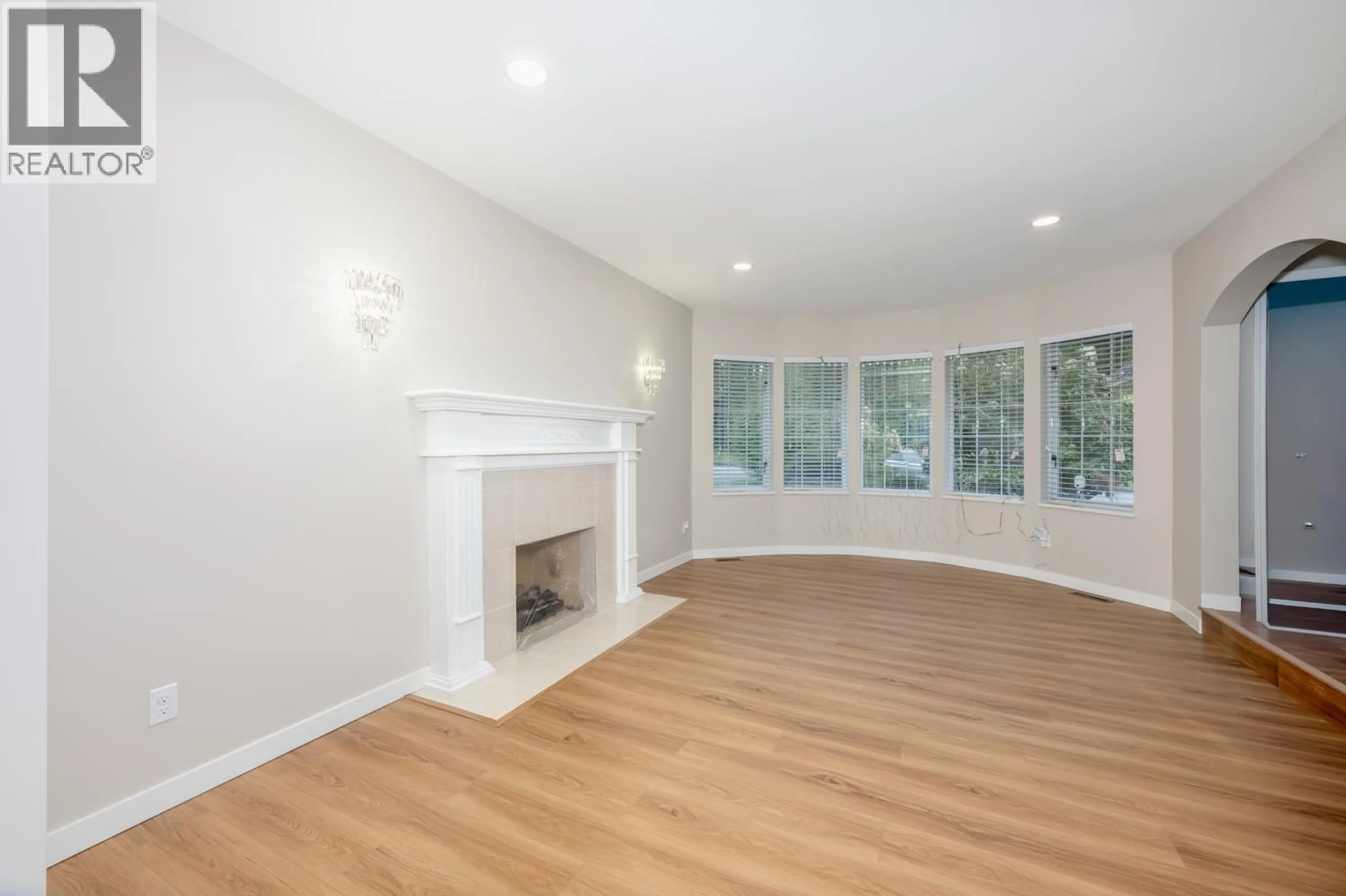 A pic of a room for 418 BALFOUR DRIVE, Coquitlam British Columbia V3K6J7