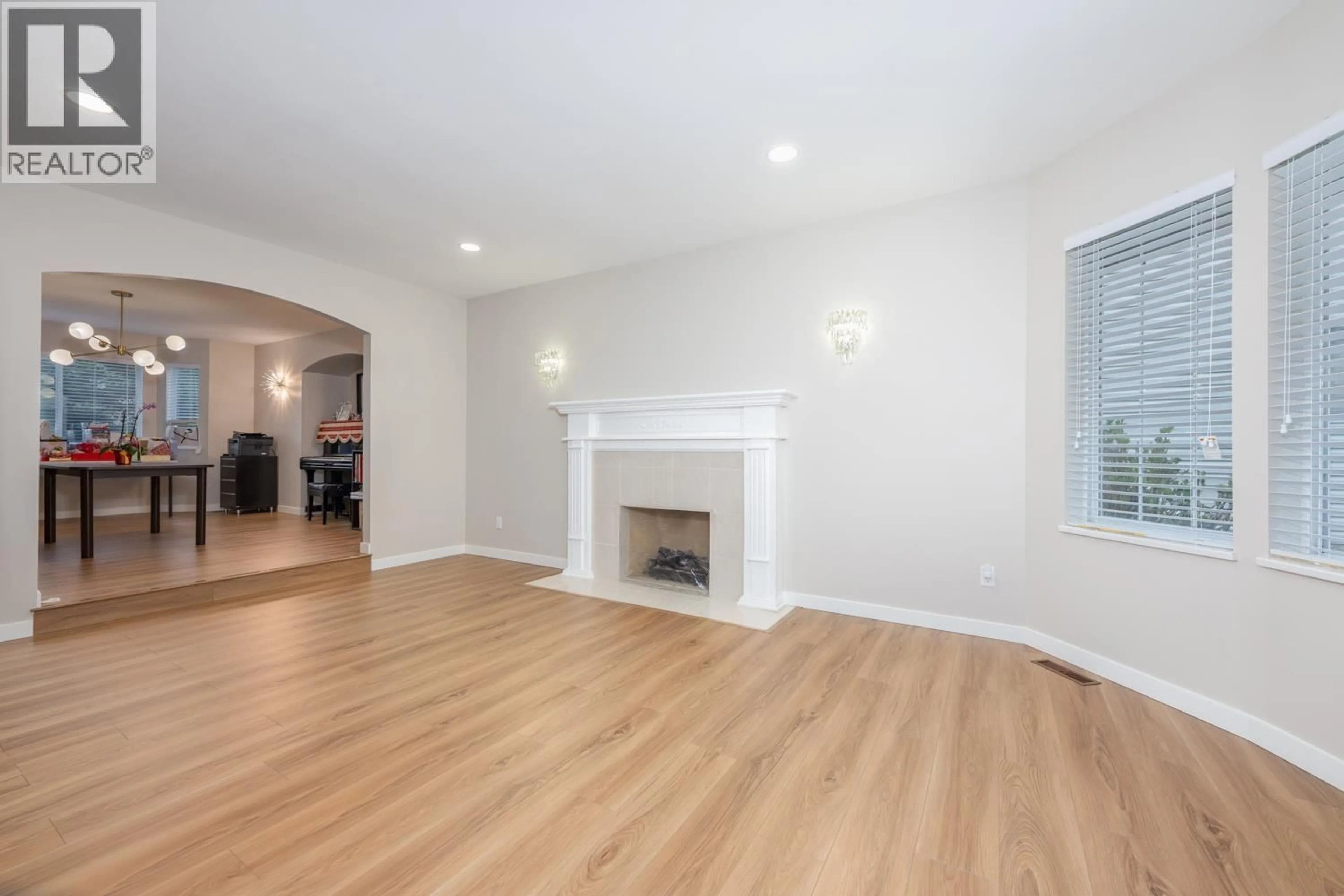 A pic of a room for 418 BALFOUR DRIVE, Coquitlam British Columbia V3K6J7